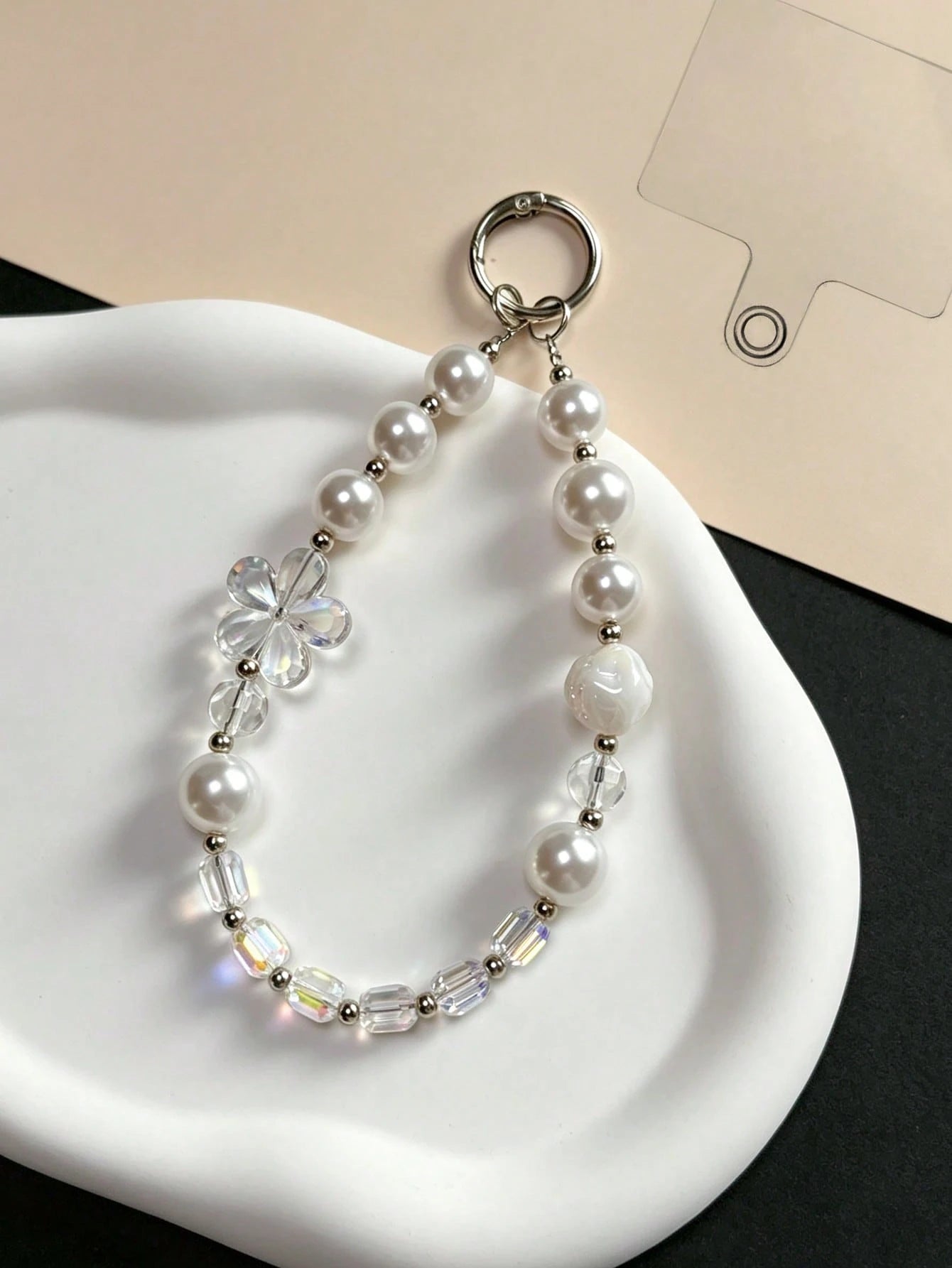 Embossed White Rose Iridescent Flower Gradient Pearl Crystal Beaded Phone Wrist Strap Silver Spring Clasp Anti-Lost Minimal Elegant Girly Phone Bag Key Charm Phone Case Accessories Compatible With IPh
