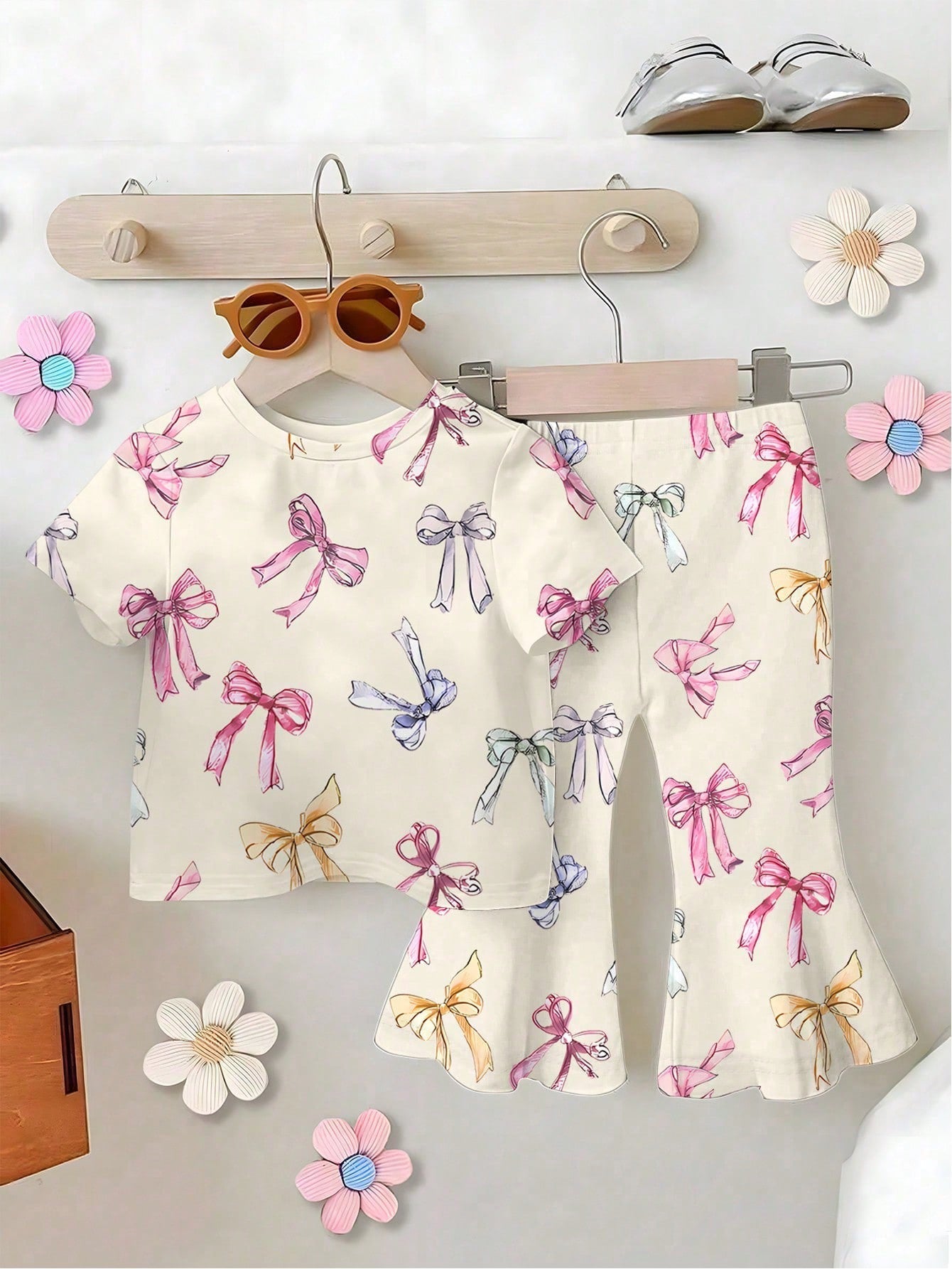 Playful Pals Baby Girl Short Sleeve Round Neck T-Shirt And Pants Fashion Summer Outfit Set