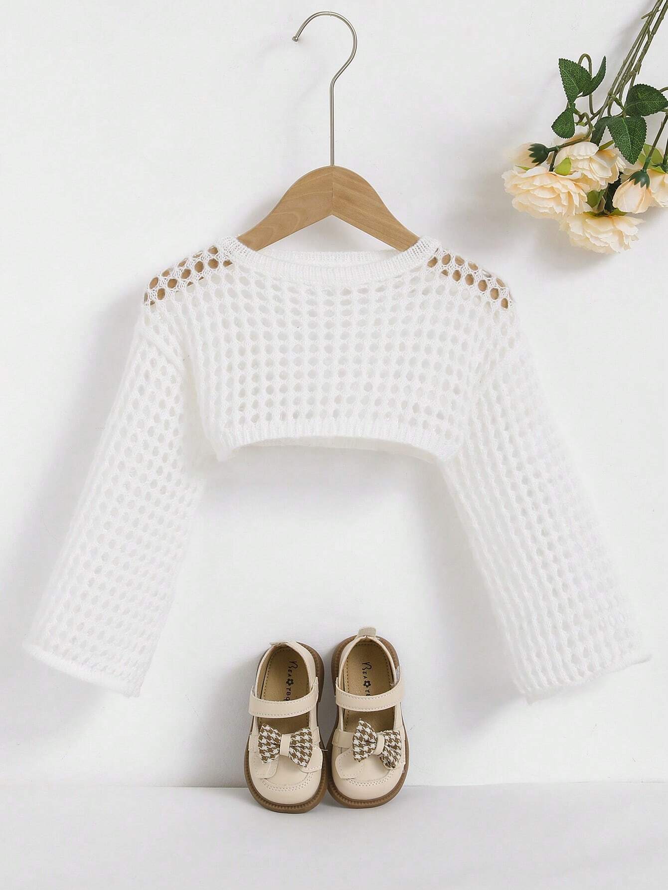 Young Girls' White Hollow Out Crop Sweater,Cute Bowknot Decor Drop Shoulder Round Neck Knitted Sweaters,Soft Casual Top For Daily,School,Vacation