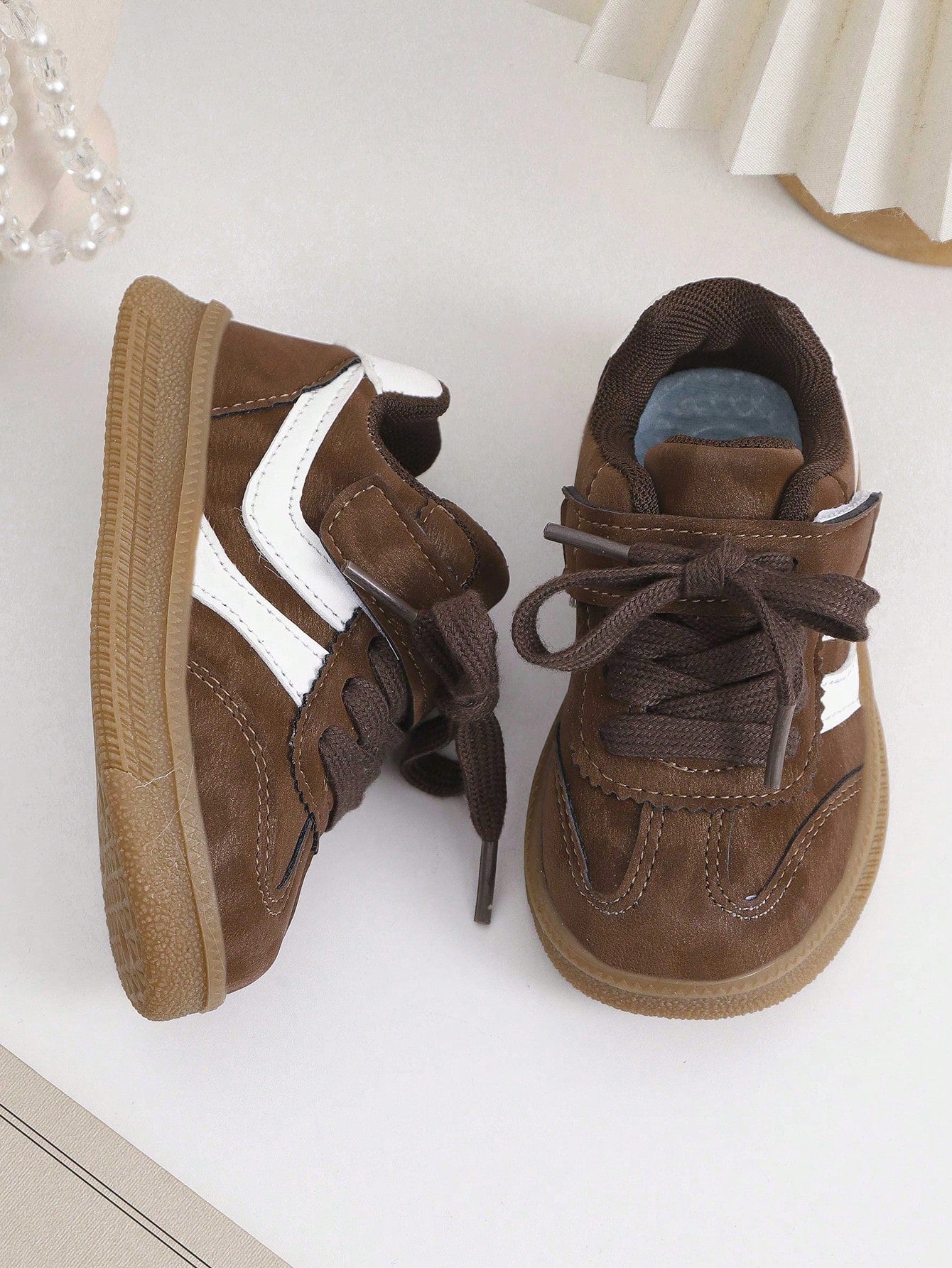 1 Pair Toddler Boys/Girls Floral PU Hook And Loop Design Casual Sports Shoes, Fashionable, Suitable For Autumn