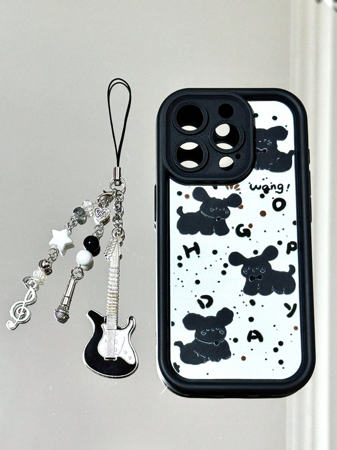 1 Pc Hand-Made Beaded Guitar Note Charm, Minimalist Girly Ins Style Phone Chain, Cute Decorative Pendant Suitable For Women's Daily Use Gifts For Mother, Family, Friends, Birthday, Holiday Phone Charm