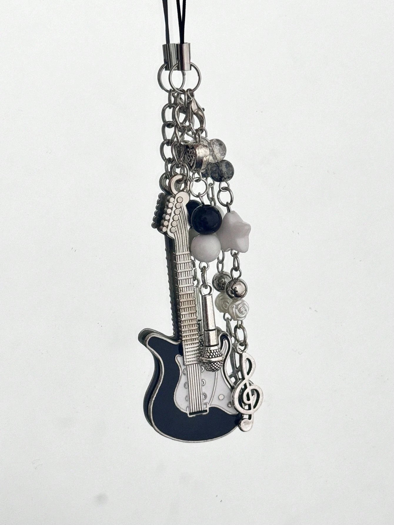 1 Pc Hand-Made Beaded Guitar Note Charm, Minimalist Girly Ins Style Phone Chain, Cute Decorative Pendant Suitable For Women's Daily Use Gifts For Mother, Family, Friends, Birthday, Holiday Phone Charm