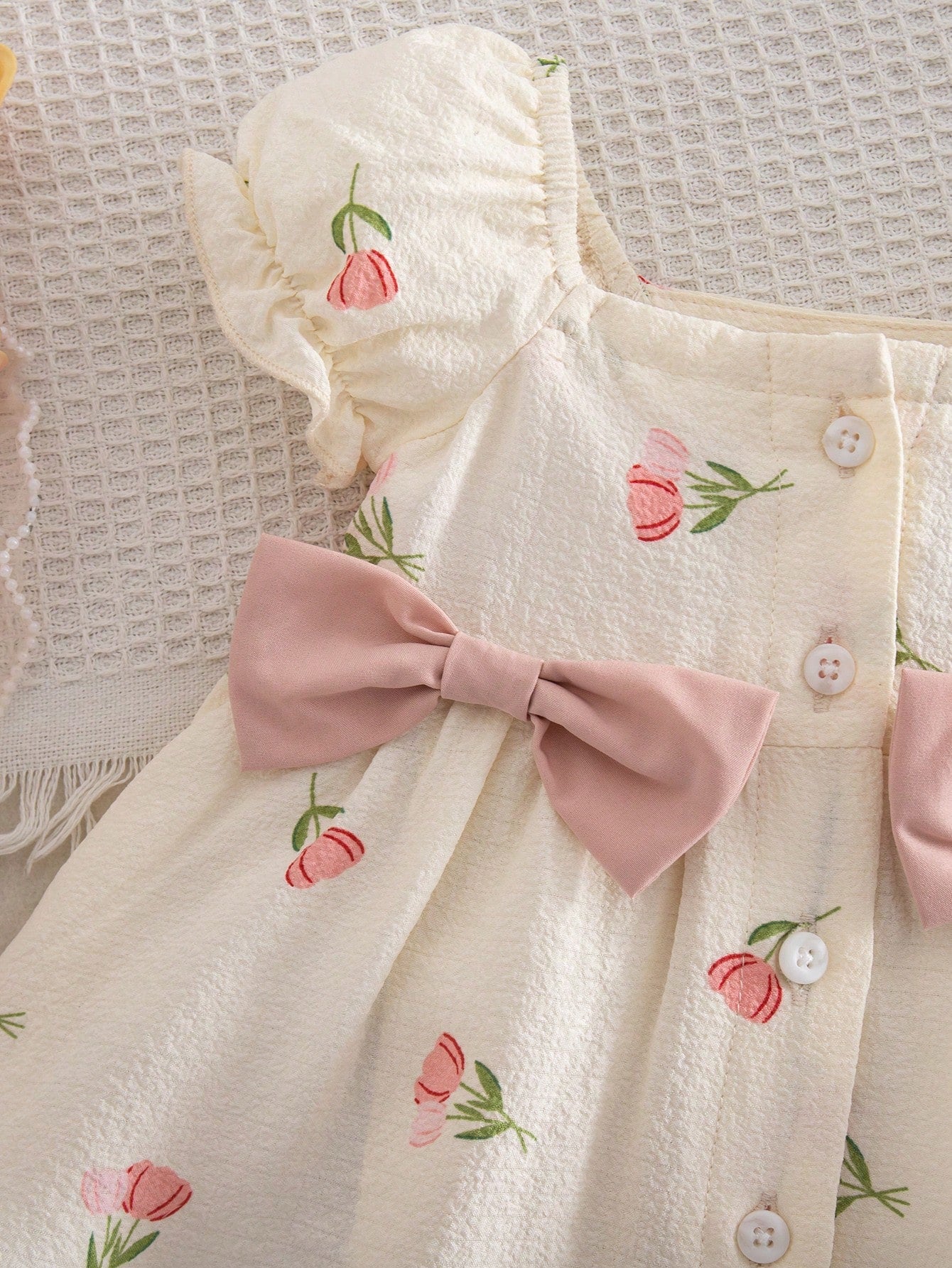 1-Piece Newborn Summer Cute Vacation Floral Pattern Bubble Short-Sleeve Square Neck Dress 1 Month Baby Girl Yellow Outfits For New Born Daisy Clothes