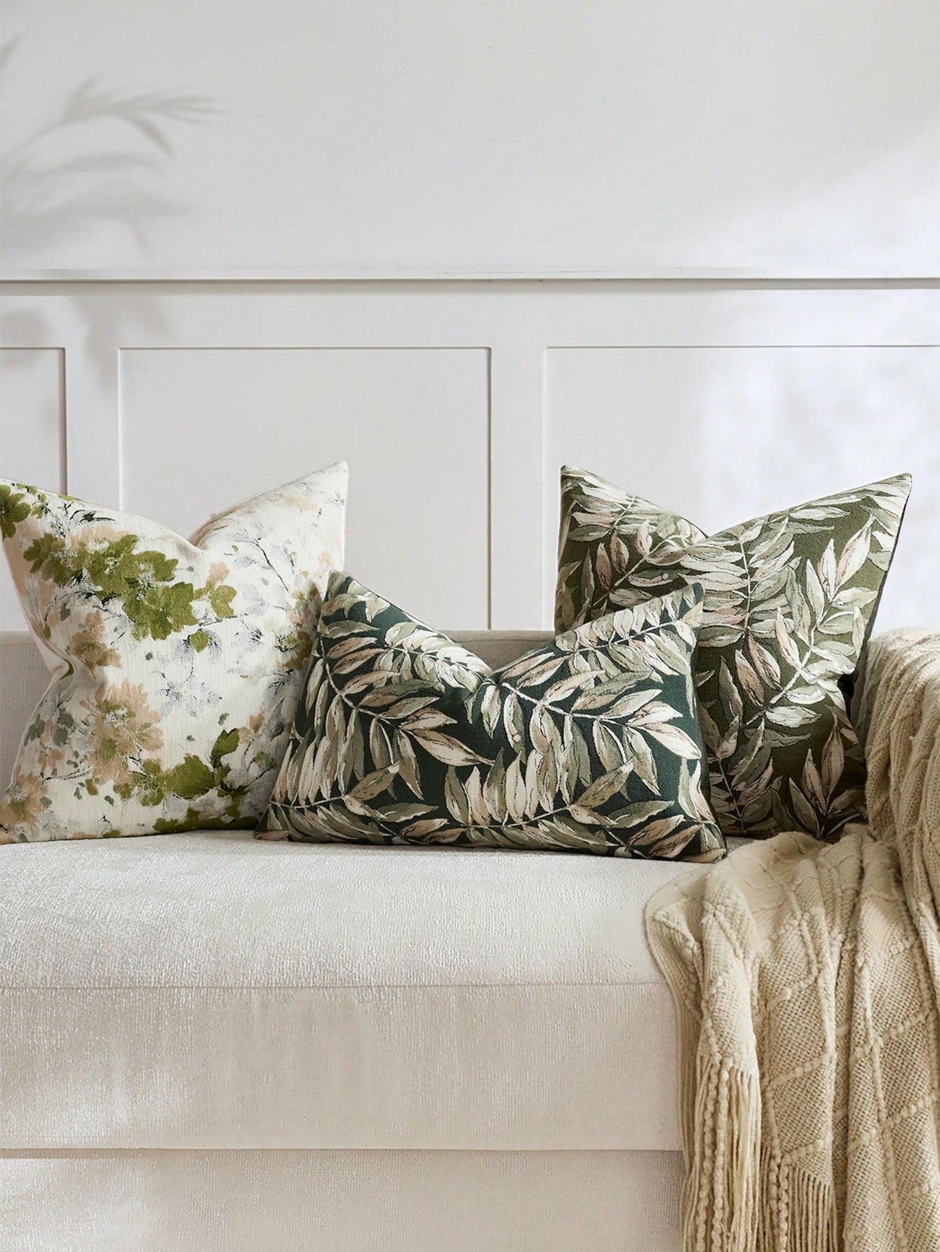 1pc/2pcs Sage (No Insert) Vintage Botanical Floral Pattern Throw Pillow Cover, Fashionable Retro Comfortable Jacquard Chenille + Faux Cashmere Decorative Pillow Cover, Suitable For Daily Home Decor, S