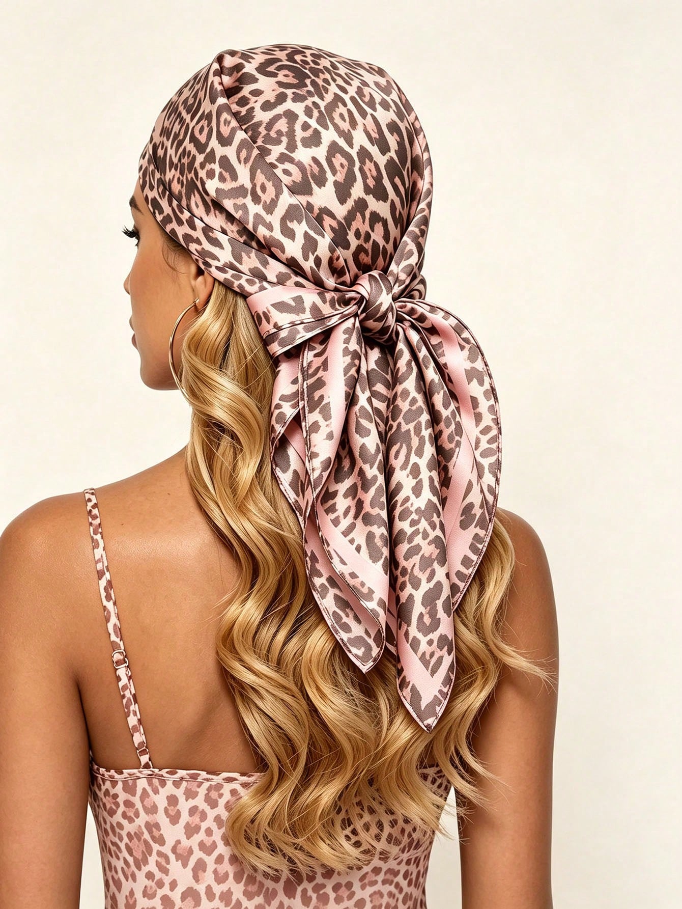 1pc 70/90cm Women's Leopard Print Square Scarf, Sun Protection, Versatile Headscarf, Silk Scarf, Summer