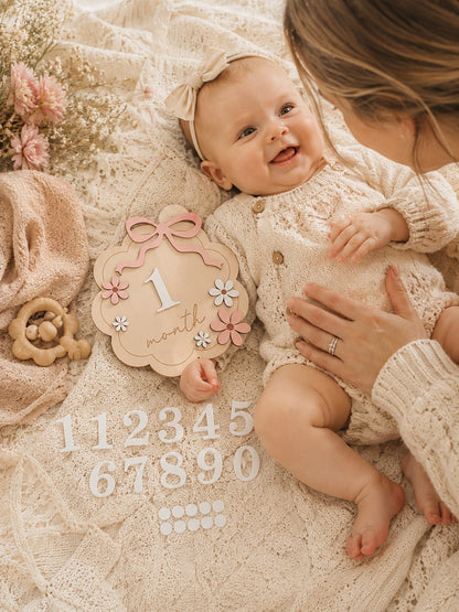 1pc Baby Monthly Milestone Wooden Sign, 1-12 Months Infant Growth Record Photo Prop, Decorated With Pink Bow And Flower