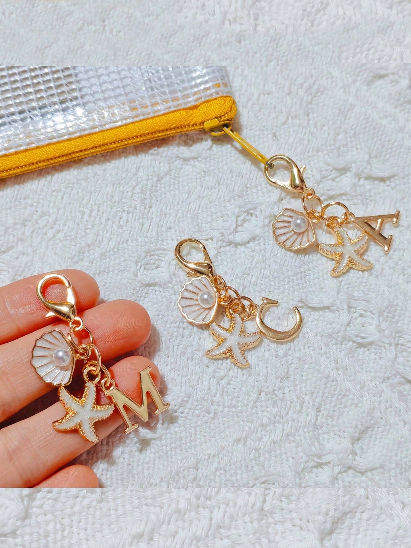 1pc Bohemian Style Gold Letter Keychain With Shell And Starfish Decoration, A-Z Letter Options, Suitable For Holiday And Beach Themes