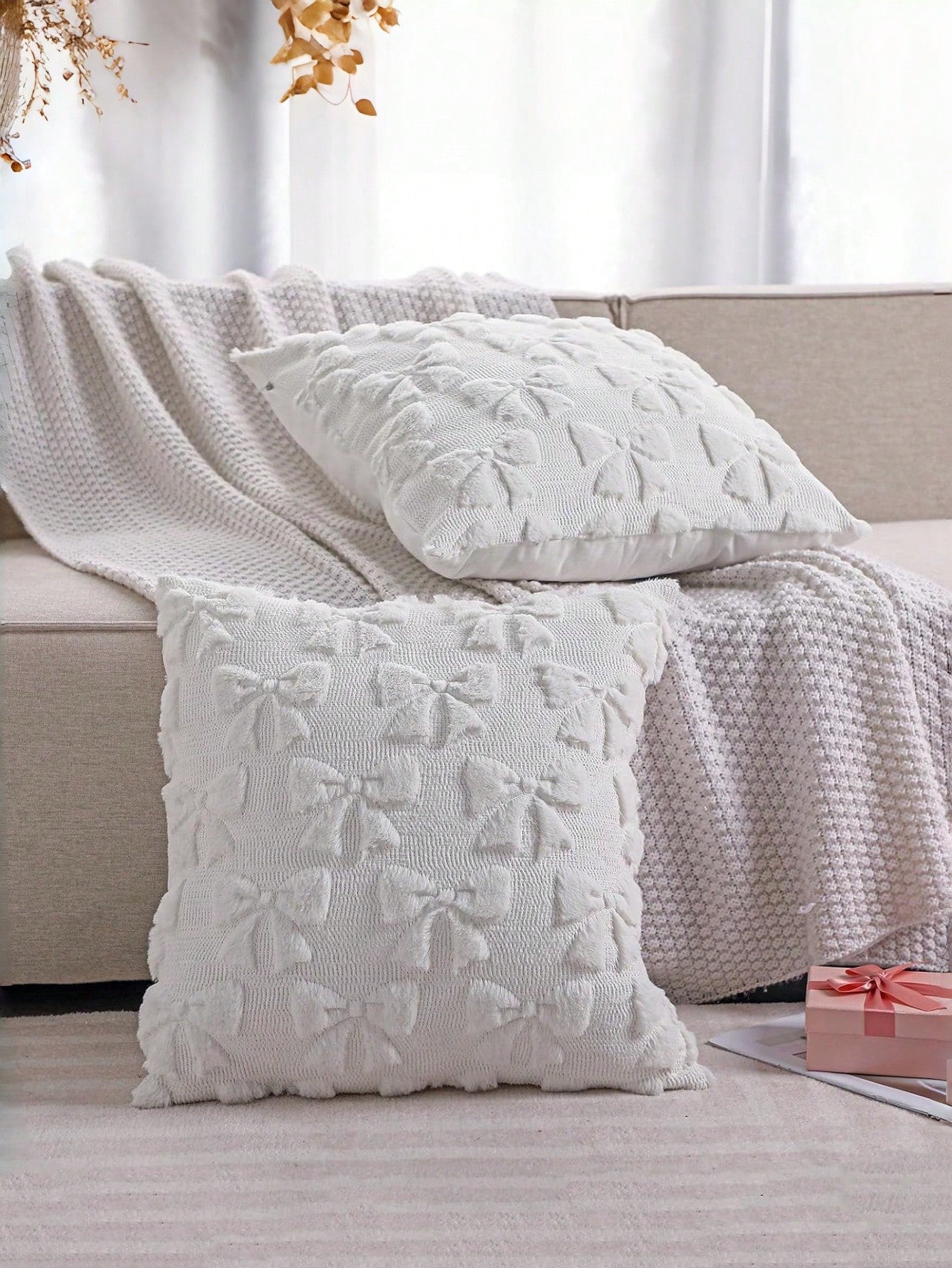 1pc Bow Decorative Pillow Cover Set, Cute & Playful, Room Decor, Faux Fur, Soft Bow, Collegiate Style, Fluffy Plush, Elegant Cushion Cover, Suitable For Bed, Sofa, Lounge Chair, Autumn/Winter, Valenti