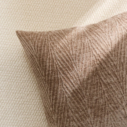 1pc Brown (Insert Not Included) Vintage 3D Leaf Texture Pillow Case, Fashionable Minimalist Farmhouse Chenille Soft Thick Cushion Cover, Suitable For Daily Home, Holiday Gift, Sofa, Bed, Living Room