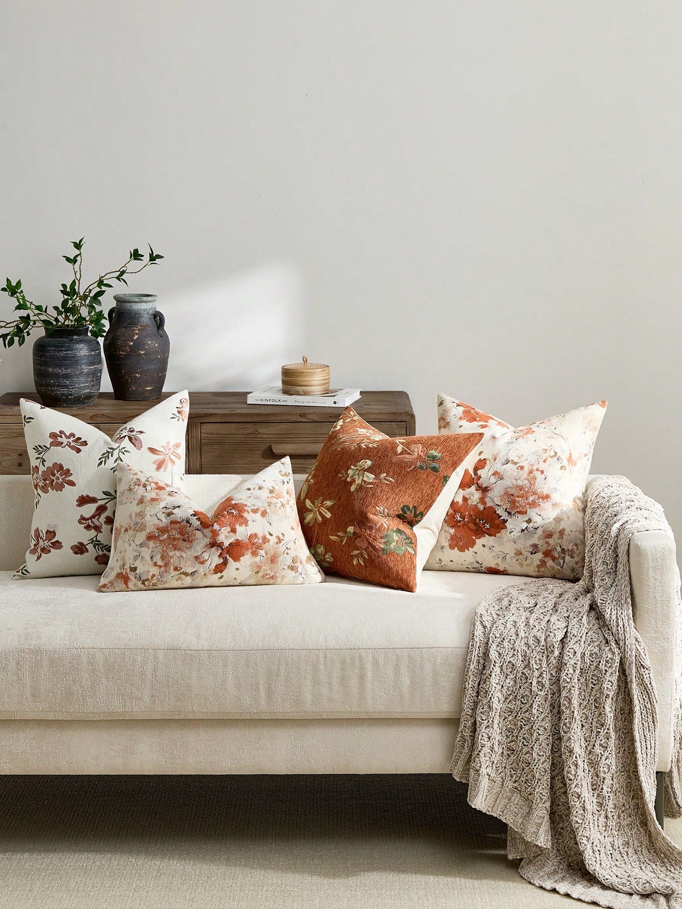 1pc Burnt Orange (No Insert) Floral Pattern Pillow Case, Modern Fashion Luxury Comfortable Soft Jacquard Cushion Cover, Suitable For Daily Home, Sofa, Bed, Bedroom, Living Room, Cafe, Exhibition Hall