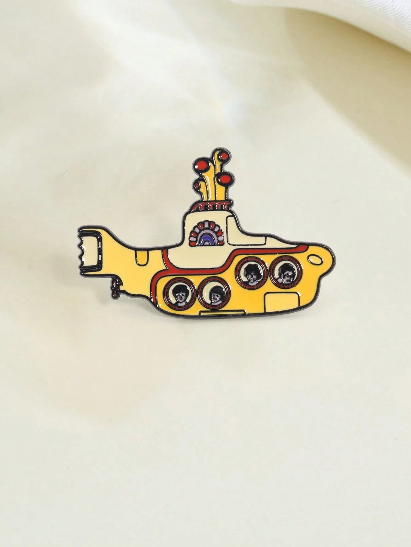 1pc Cartoon Rock Band Yellow Submarine Brooch, Music Badge Decoration For Bag, Clothes Pins,Autumn-Winter Accessories,Suitable For Teens, Youth,Men,Casual, Outdoor, Athletic, Vacation, Graduation Gift