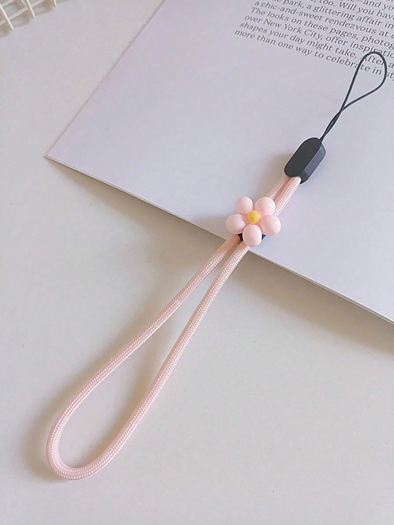 1pc Cute 3D Flower Phone Lanyard, Wrist Strap, Anti-Lost Phone Cord, Macaron Color, Soft Braided Wristband, USB/Key Wrist Strap Pendant