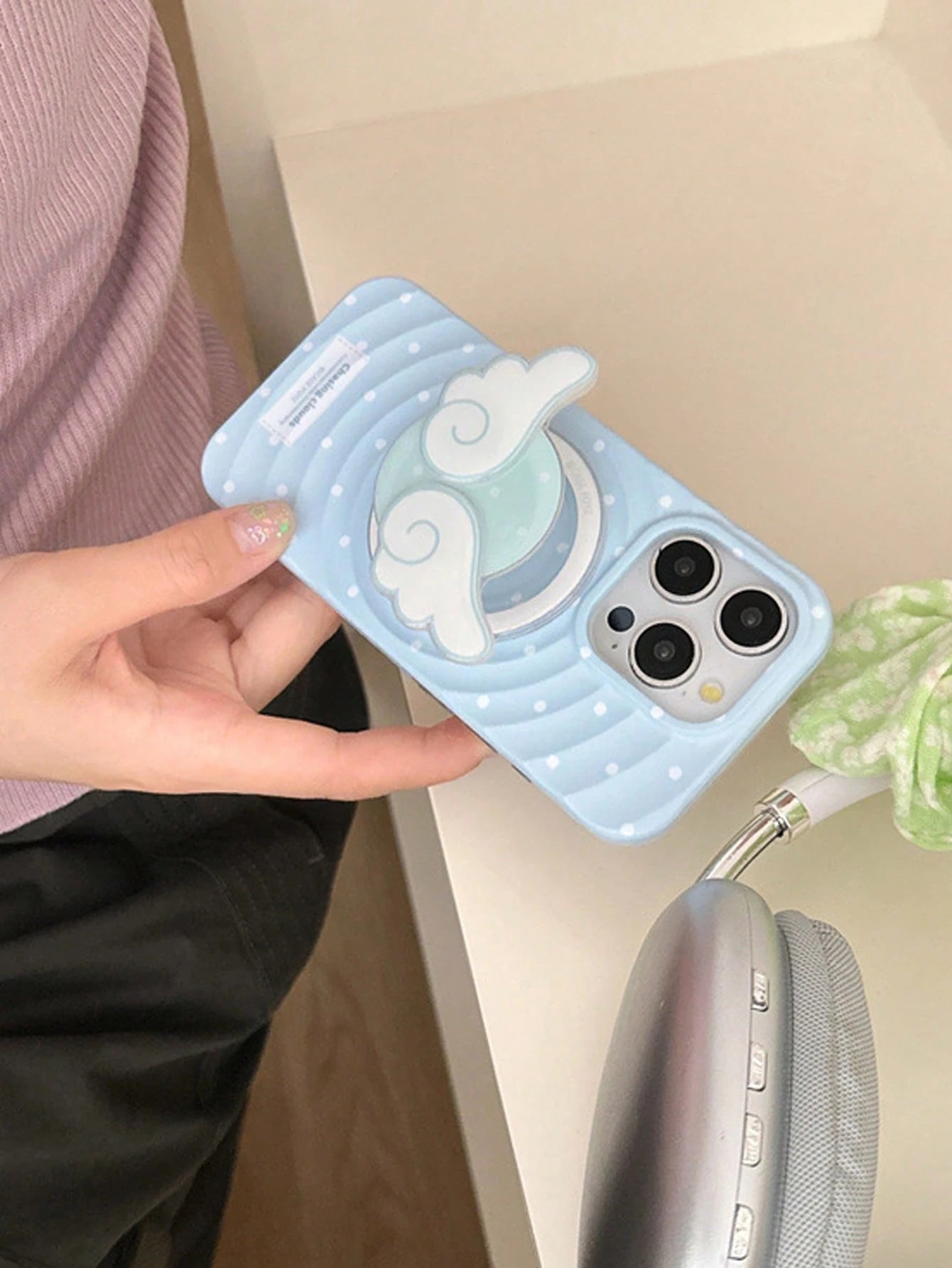 1pc Cute Girl Style Magnetic Telescopic Desktop Phone Stand, Polka Dot Wing Design, Pink Or Blue Available. Ideal Spring, Surprise Or Birthday Gift For Sisters, Girlfriends Or Classmates