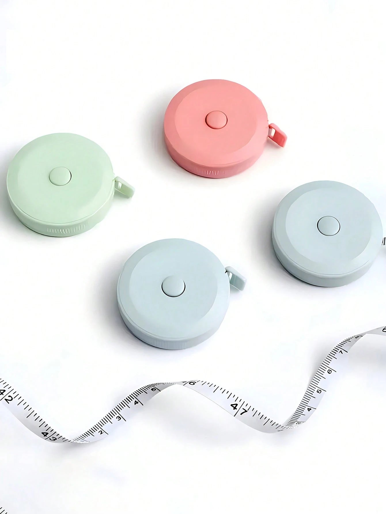 1pc Cute Mini Retractable Automatic Tape Measure, Soft Measuring Tape, Flexible Body Sewing Ruler Suitable For Tailoring Crafts. Tape Length 1.5m/60in, Compact And Portable, Double-Sided Scale, Multi