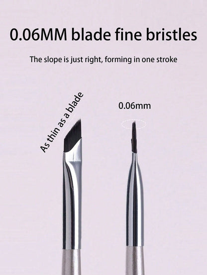 1pc Eyeliner Brush With Ultra-Fine Angled Tip, Flat Angled Brow Brush, Precision Detail Brush, Suitable For Eye And Under-Eye Makeup,Eyebrow Brush,Eyeshadow Brush,Spoolie,Spoolie Brush,Giveaways