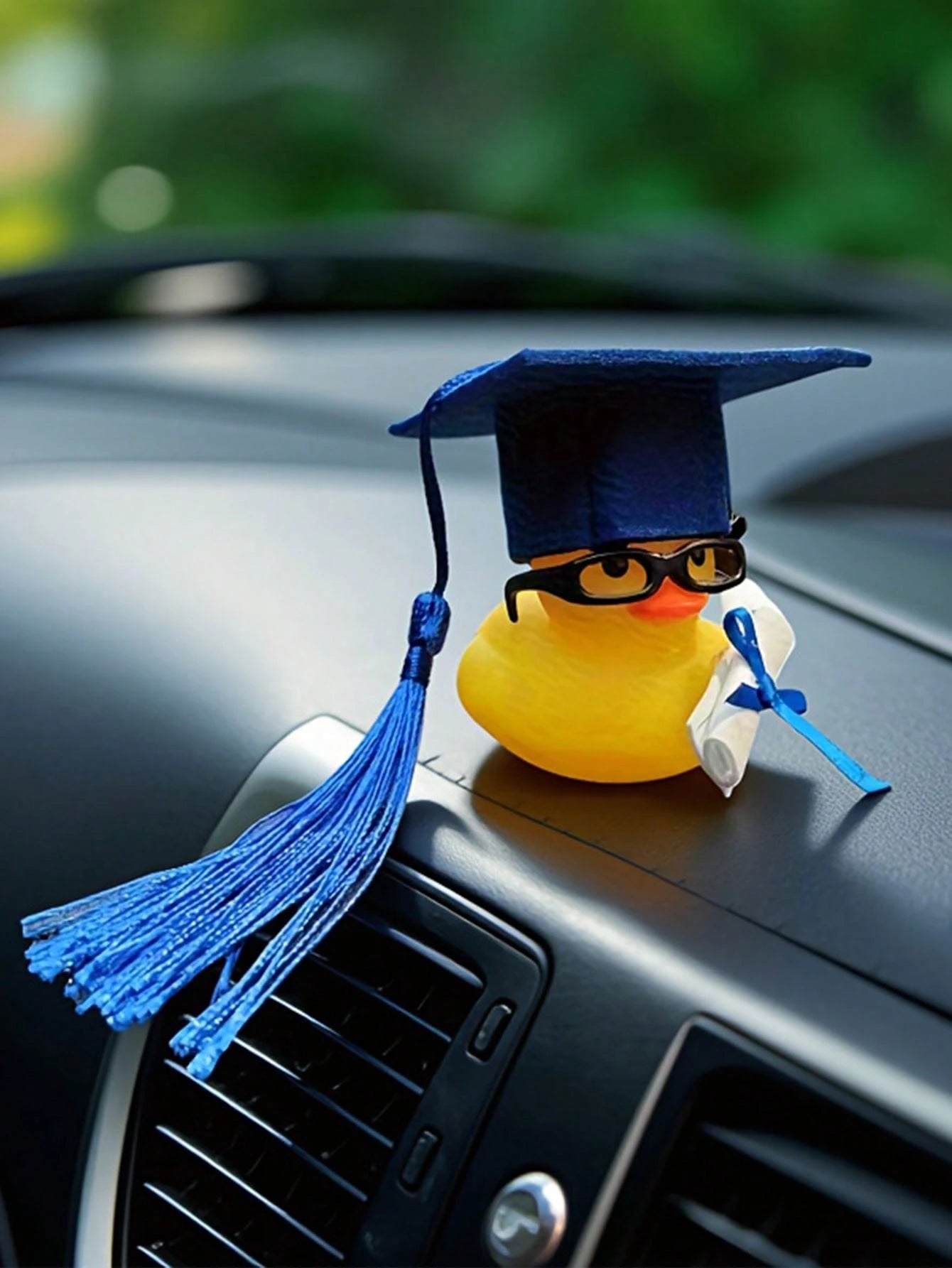1pc Funny Rubber Duck Auto Decor, Interesting Car Interior Accessory, Suitable As Graduation Gift