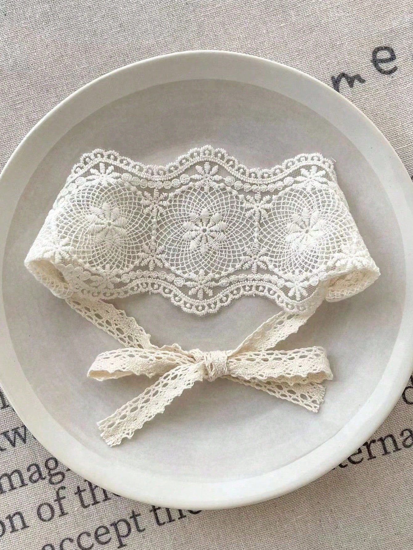 1pc Girls/Baby Vintage Floral Lace Headband, Fresh Scandinavian Style, Decorative Accessory, Suitable For Daily Wear, Party, Gift