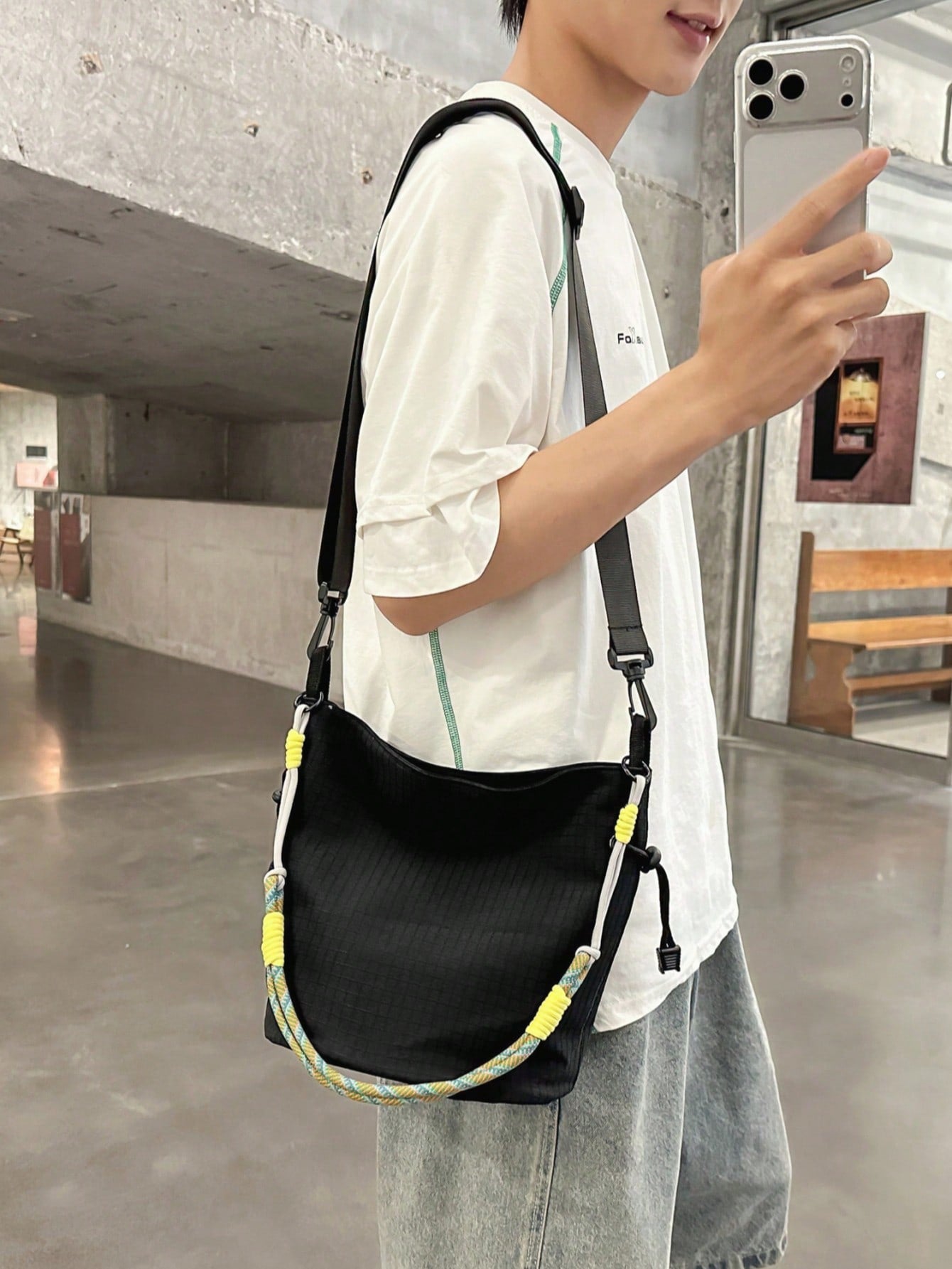 1pc Korean Style Fashion Crossbody Bag, Unisex Casual Travel Versatile Tote Bag, Large Capacity Lightweight Commuter Shoulder Bag