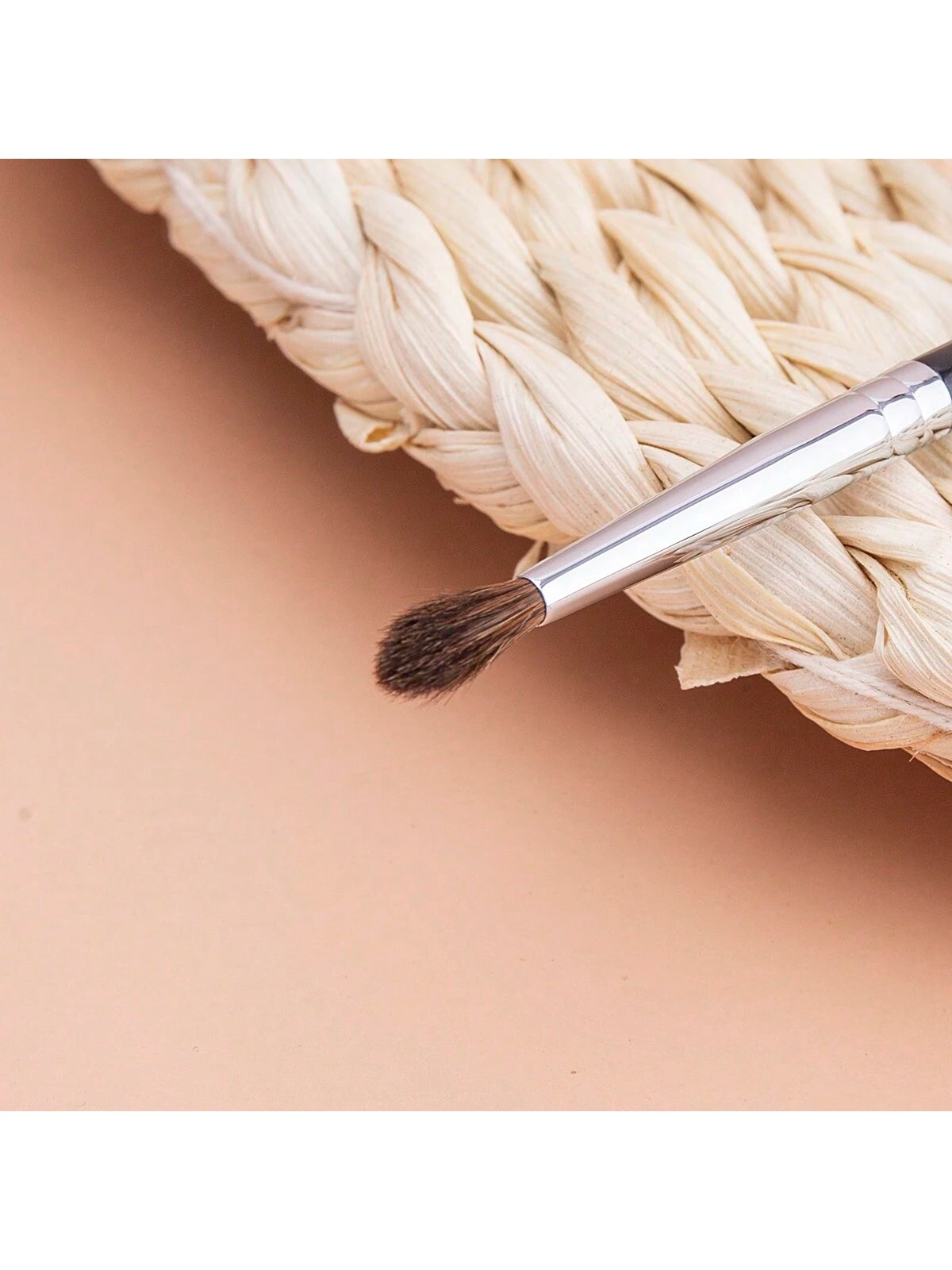 1pc Mini Pointed Eyeshadow Crease Brush, Horsehair Precision Tapered Small Crease Makeup Tool, Eyebrow Brush, Eyeshadow Brush, Brush,Giveaways