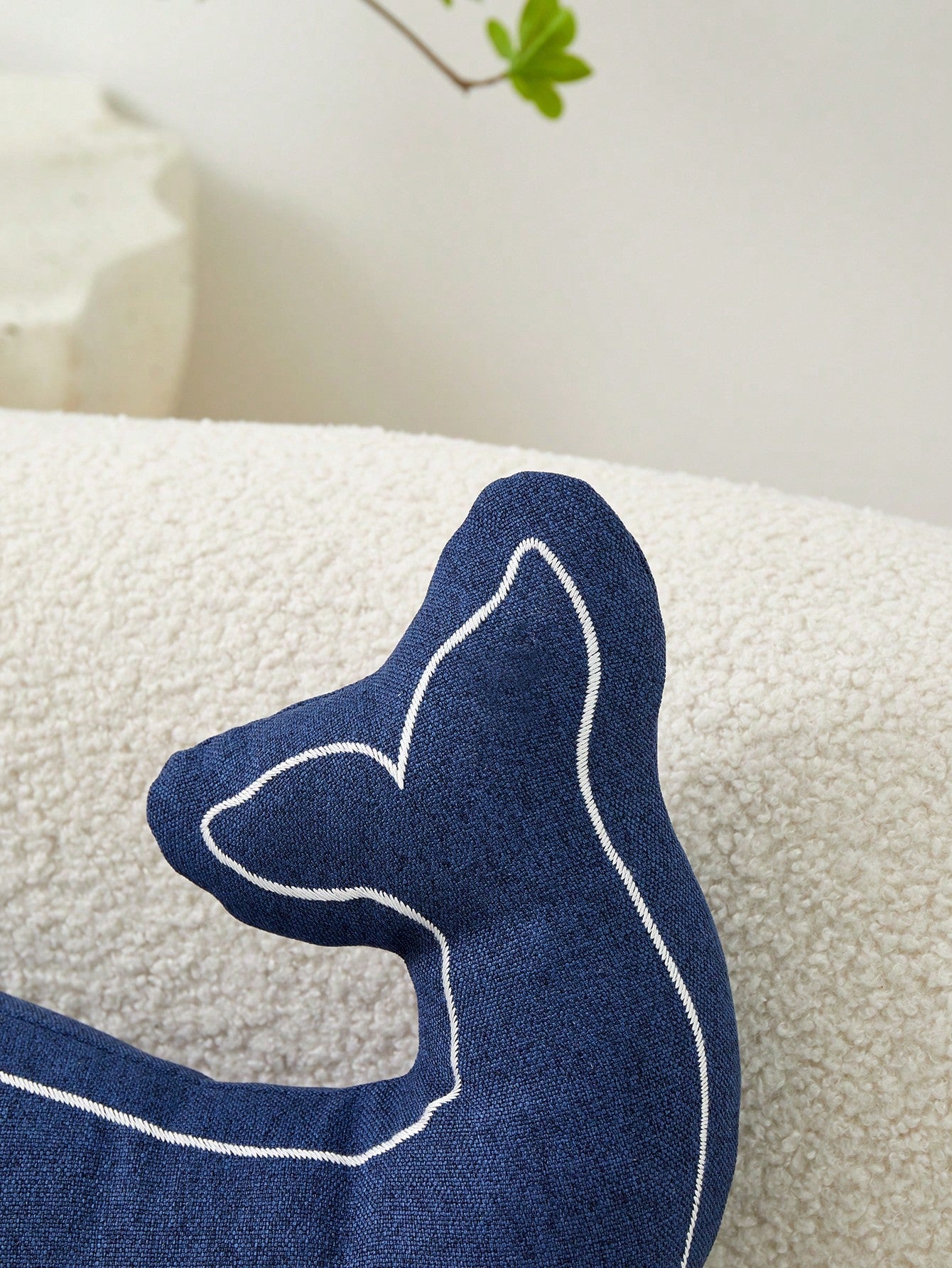 1pc Navy Blue Embroidered Whale Shaped Decorative Pillow Cover, Suitable For Indoor Decoration, Odd-Shaped Pillow Cover For All Seasons, Sold Without Insert