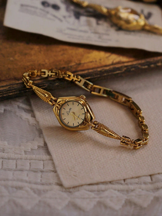 1pc New Vintage French Style Gold Small Dial Women's Watch, Fashion Minimalist Delicate Luxury Elegant Petite Waterproof Bracelet Quartz Watch, Suitable For Daily Wear, Formal Events And Other Occasio