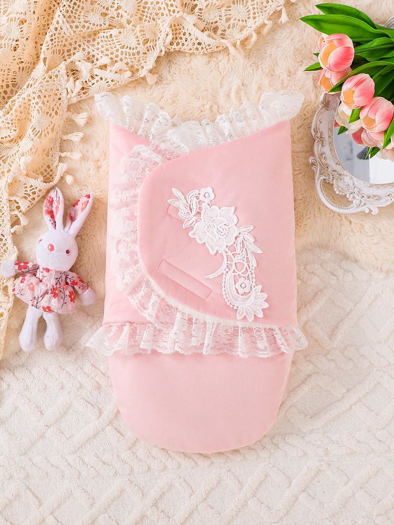 1pc Newborn Double-Layer Soft Plush Baby Swaddle, Princess Lace Design For Baby Girls Adds Sweet Vibrancy And Elegance, Keeps Baby Warm And Cozy