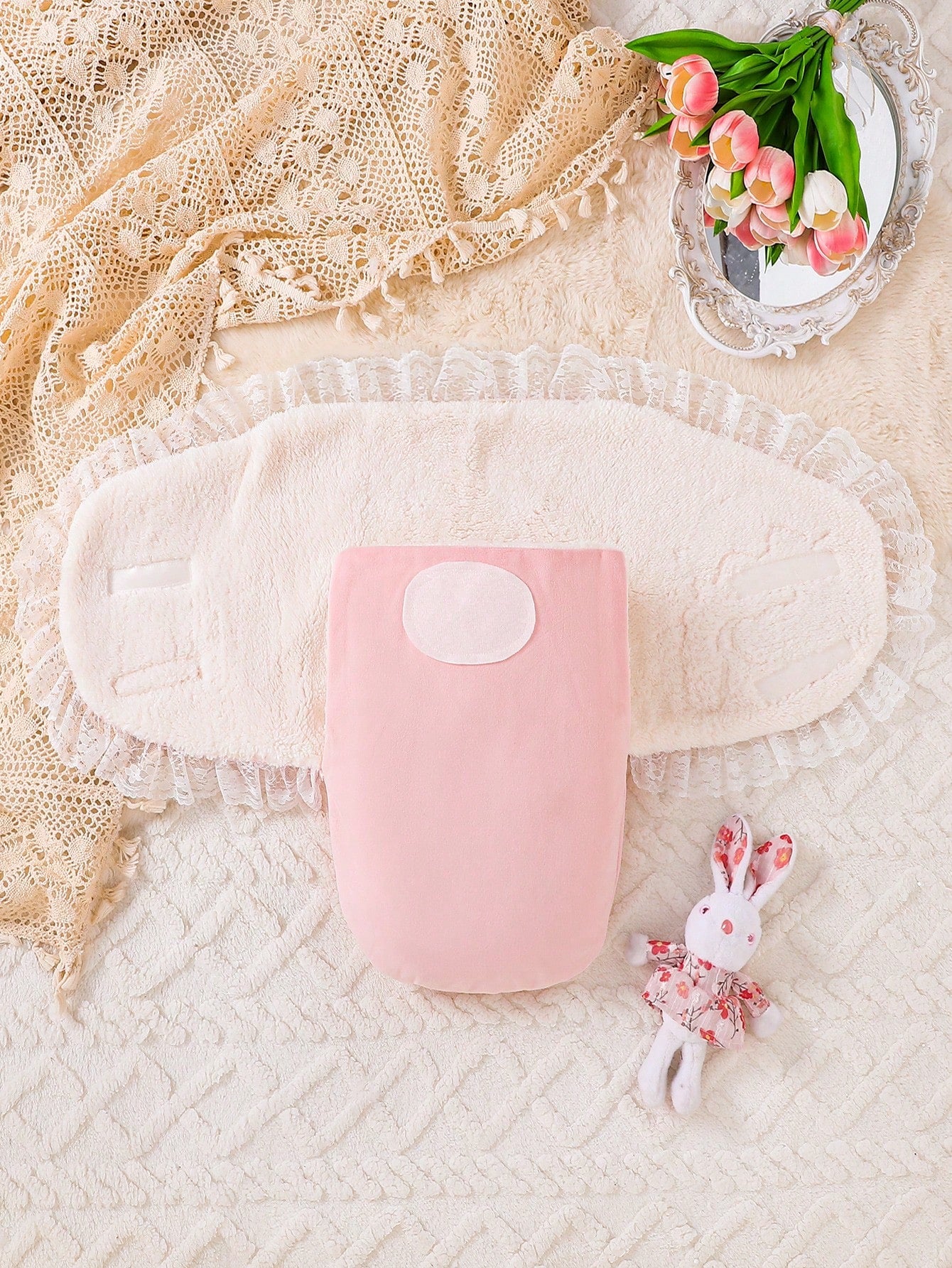 1pc Newborn Double-Layer Soft Plush Baby Swaddle, Princess Lace Design For Baby Girls Adds Sweet Vibrancy And Elegance, Keeps Baby Warm And Cozy