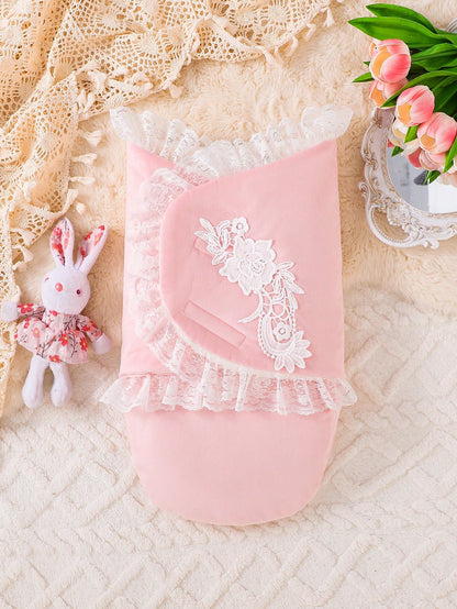 1pc Newborn Double-Layer Soft Plush Baby Swaddle, Princess Lace Design For Baby Girls Adds Sweet Vibrancy And Elegance, Keeps Baby Warm And Cozy