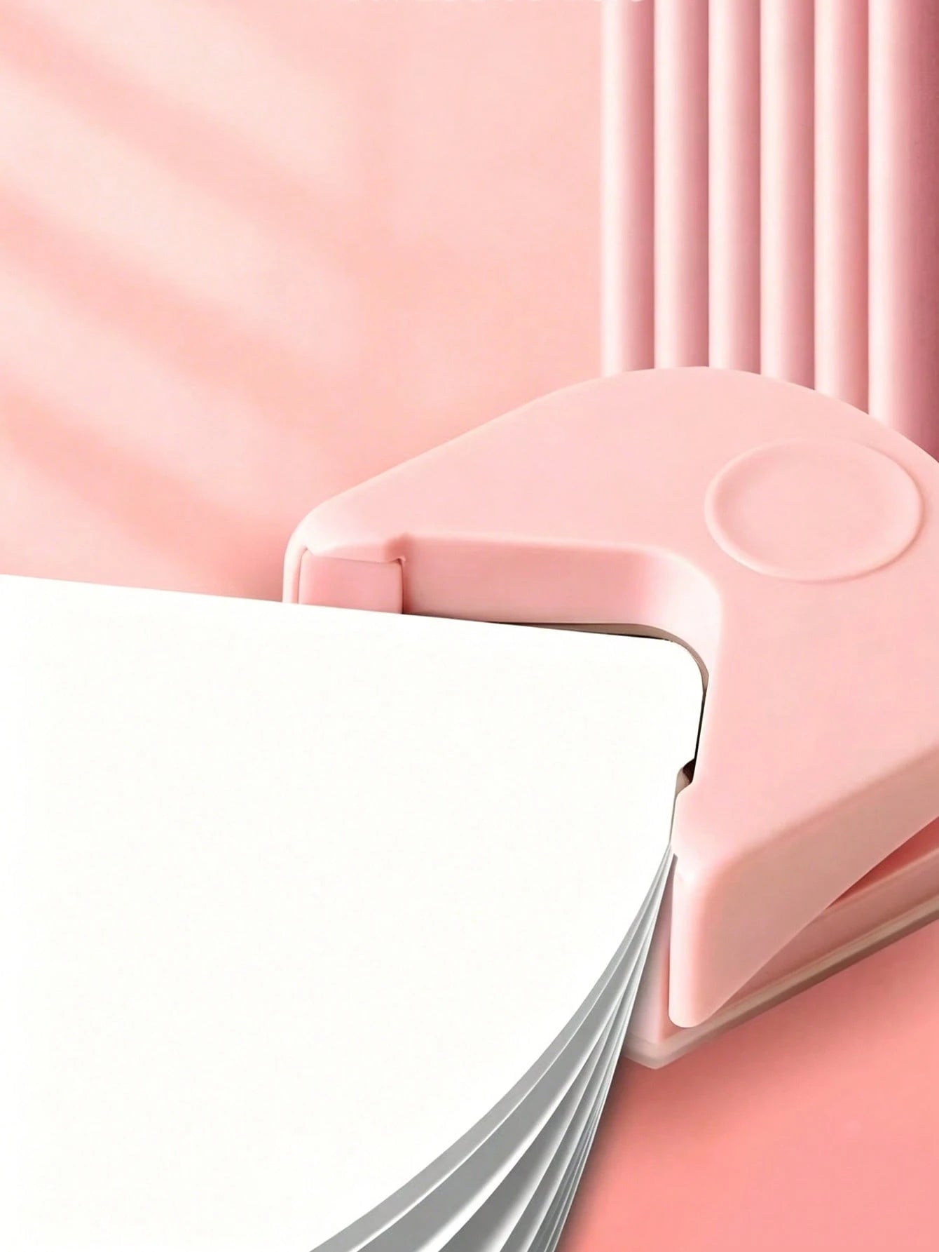 1pc Paper Corner Rounder- R4 4mm Corner Cutter Punch Tool,Corner Rounder R4 Corner Punch, Portable Paper Trimmer Cutter For Laminated Cards, Cardstock, Scrapbooking,Photo Card Making, Paper Cutting D