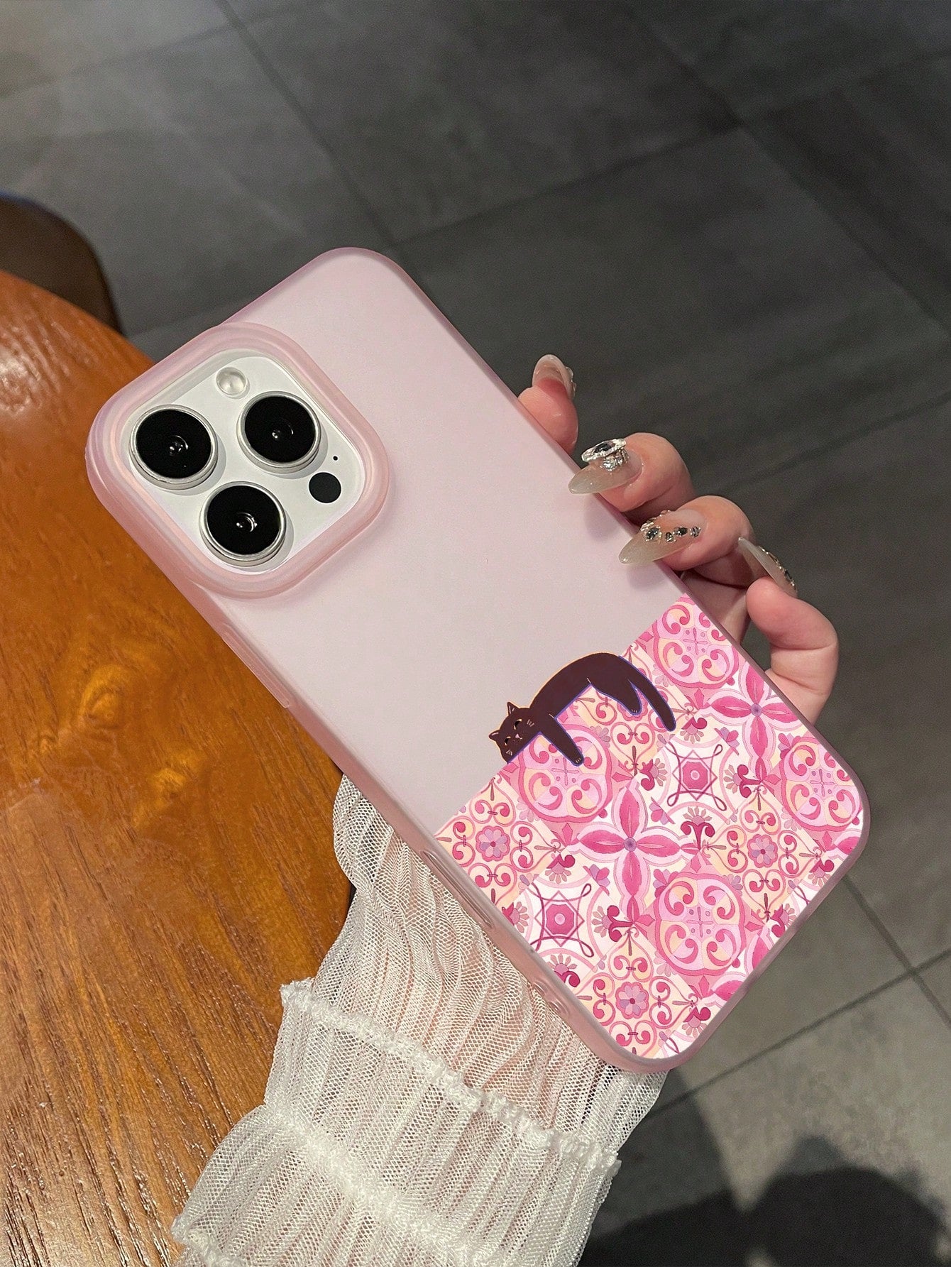 1pc Pink Semi-Transparent Matte Phone Case, Covers, Vintage Floral Tile Slouchy Black Cat Creative Illustration Phone Case, Ins Gentle Niche Style, Girls Birthday Holiday Gift, Cute Phone Case, Cat Ph