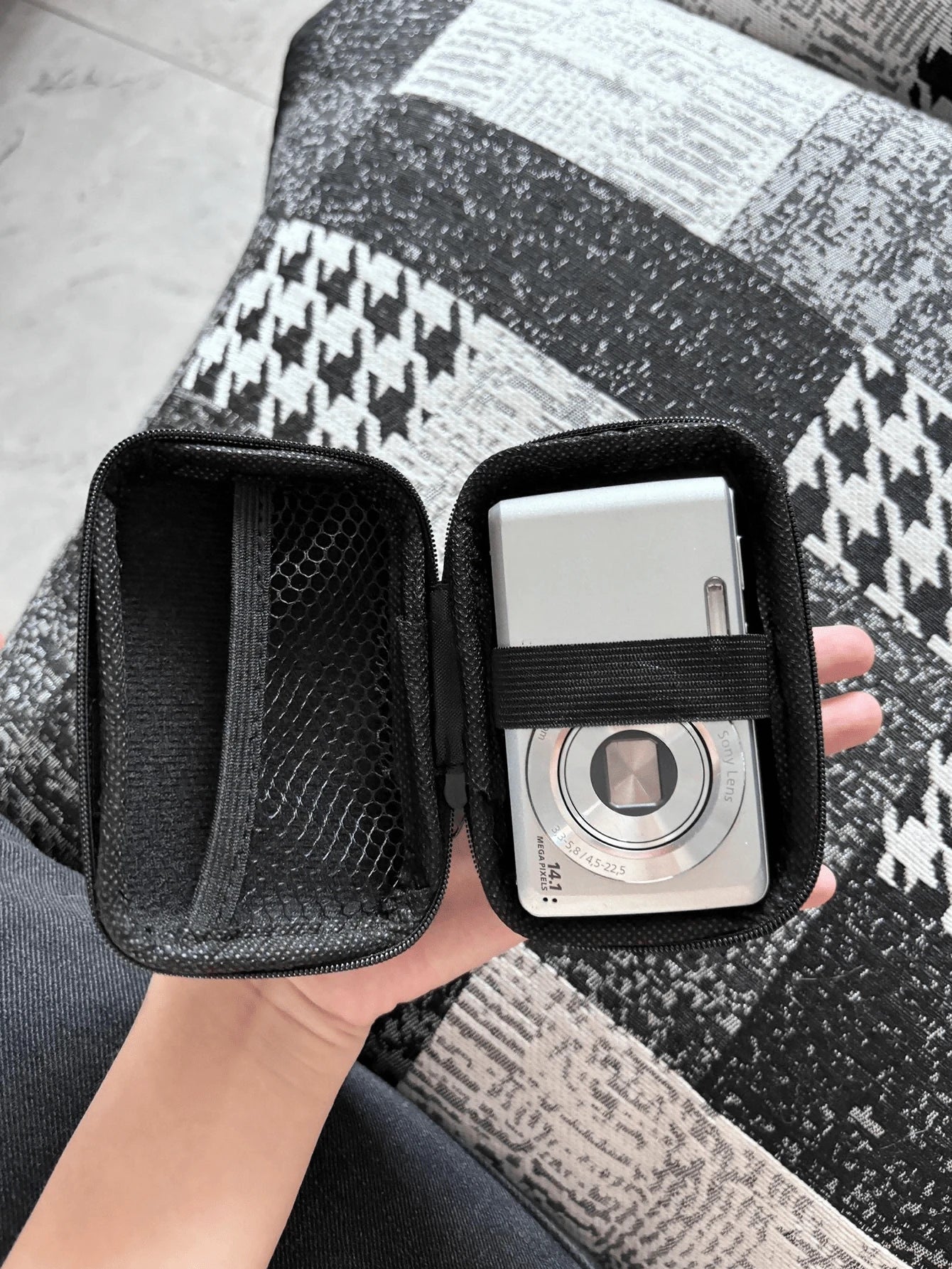 1pc Portable CCD Camera Protective Case, Compact Design, Waterproof Material, Ideal For Outdoor Photography Enthusiasts And Travelerscharger Case Office Must Haves Digital Bag Cable Camerabag Electron