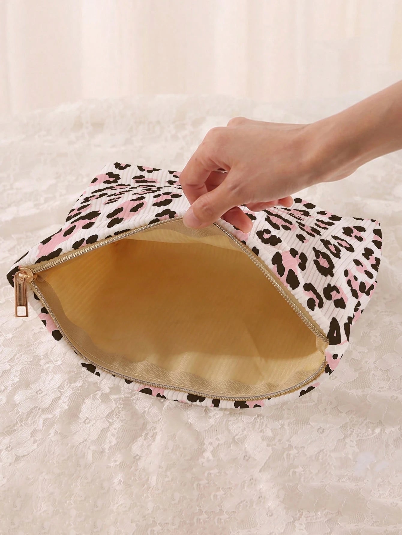 1pc Portable Leopard Print Cosmetic Bag, Double-Sided Pattern Zipper Makeup Pouch, Multifunctional Travel Toiletry Organizer,Fall Decor,Autumn Decor,Room Decor