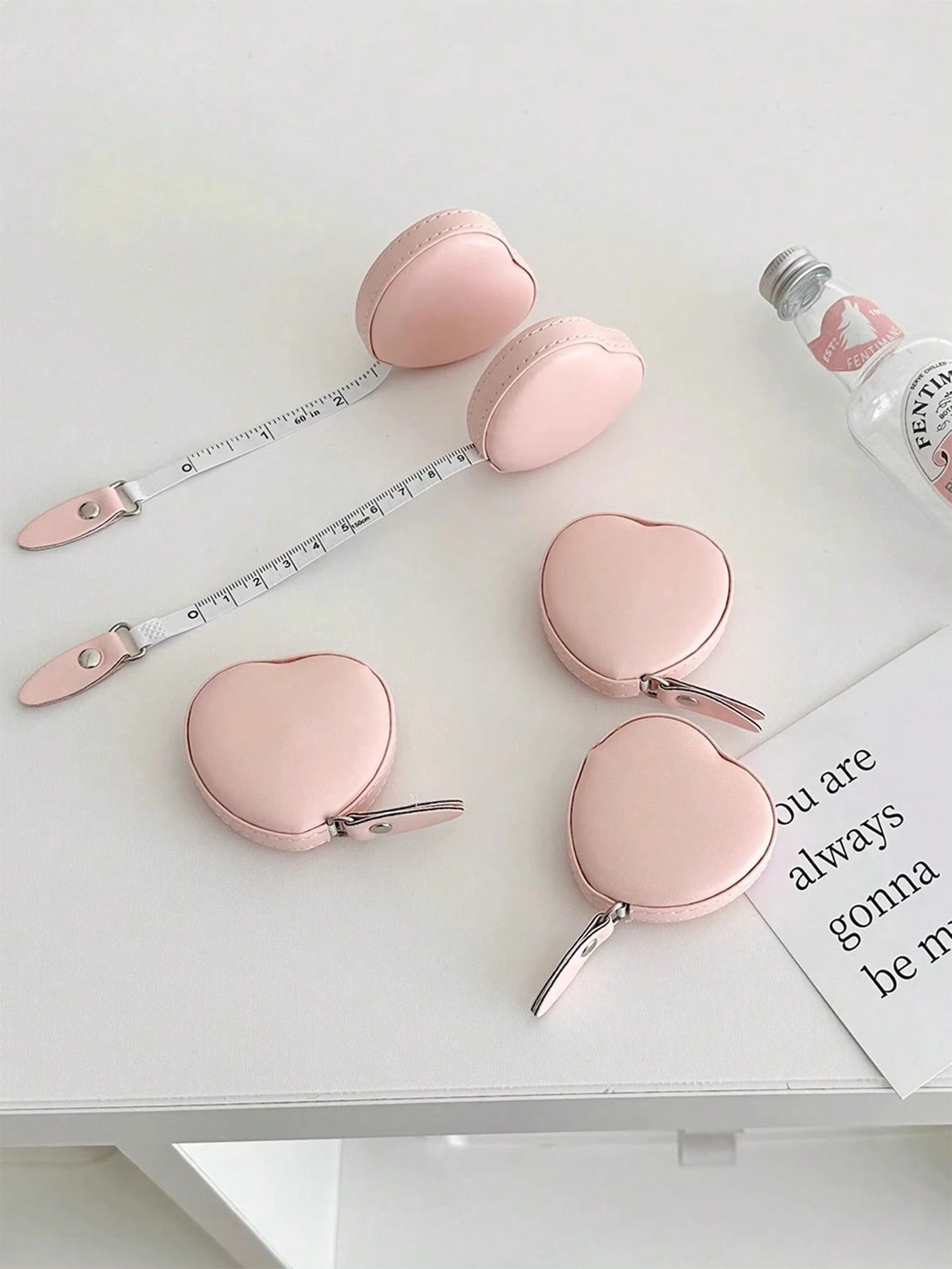 1pc PU Leather Heart-Shaped Retractable Ruler Waist Bust Measuring Tape, 59.06 Inch Multi-Functional Mini Ruler Heart-Shaped Measuring Tape 1.5m Waist Bust Leather Ruler Portable Household Measurement