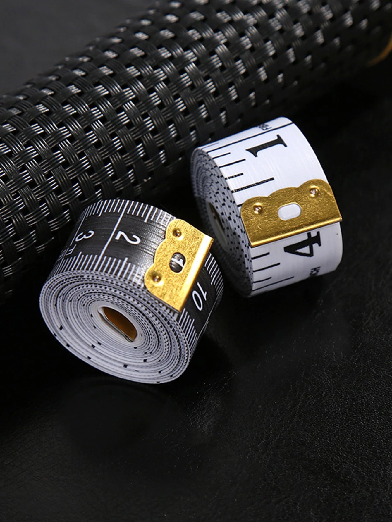 1pc Simple Tape Measure, 150cm PVC Double Sided Soft Body Sewing Scale Ruler For Daily
