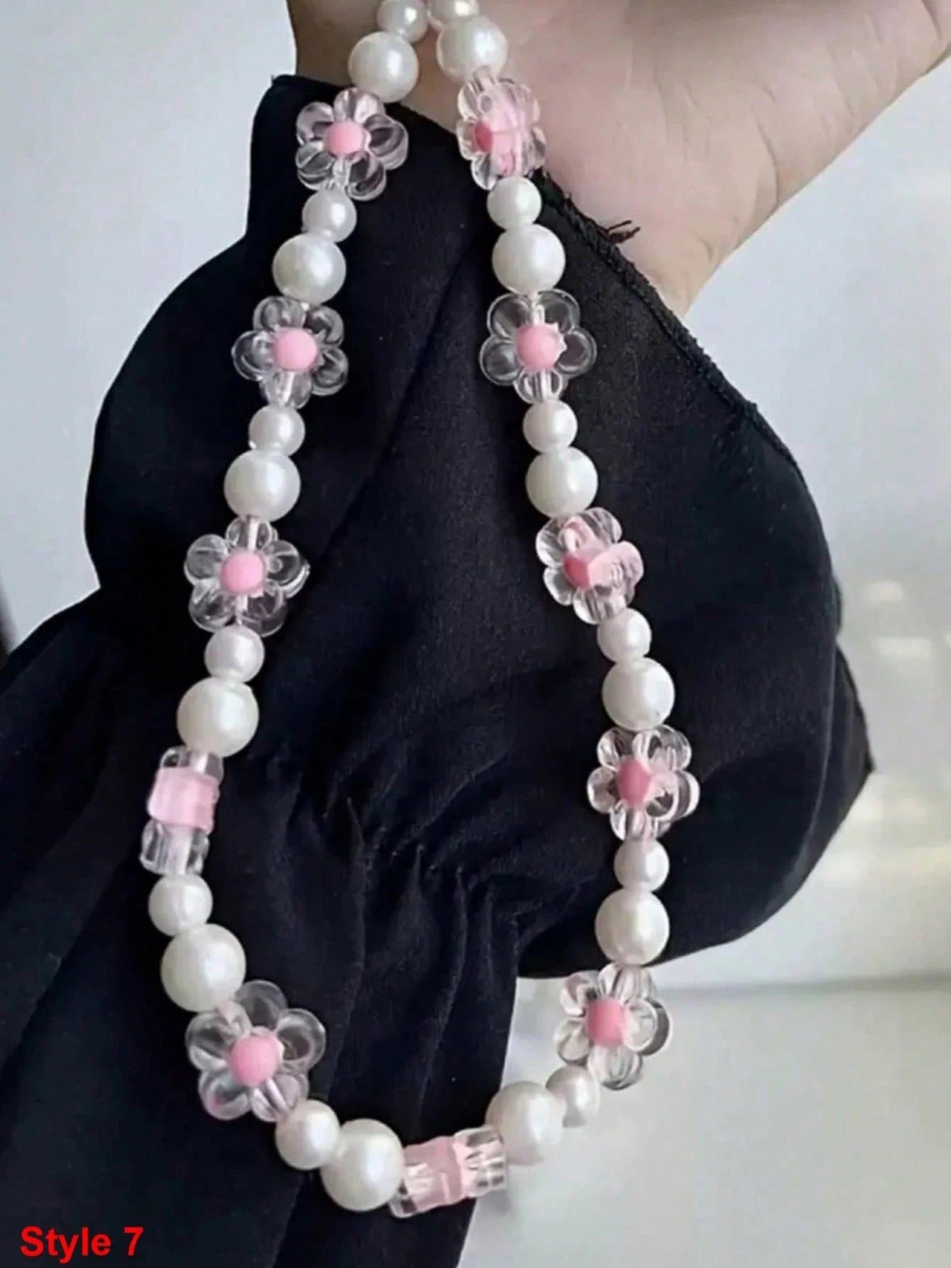 1pc Summer Shiny Crystal Pearl Bow Bracelet, Cute Bowknot Phone Strap, Camera Lanyard, Keychain, Elegant Ceramic Pearl Bracelet, Girly Phone Lanyard, Keychain, Earphone Cord, Tulip Pearl Colorful Bead