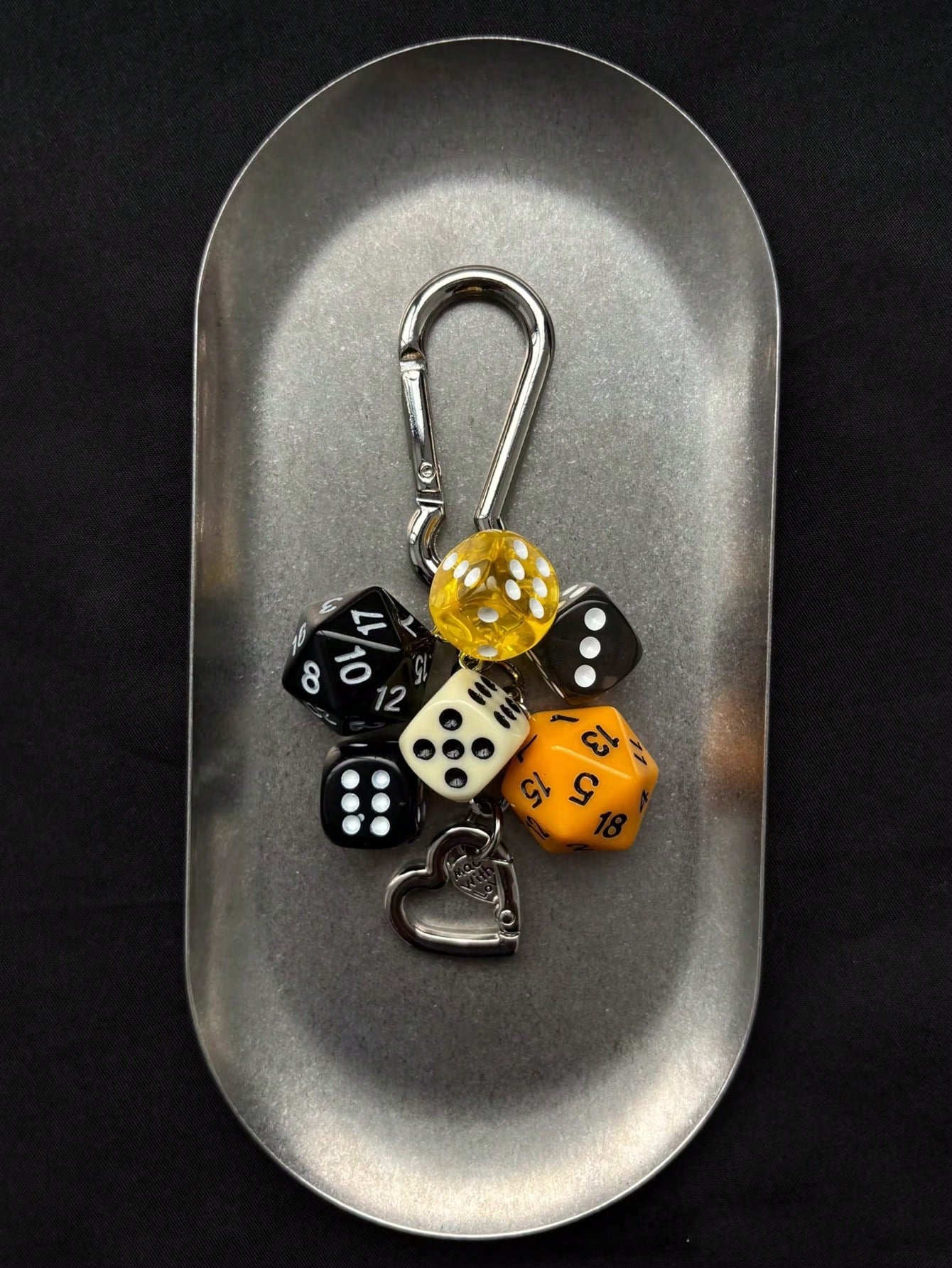 1pc Unisex Handmade Fate Dice Keychain Personalized Subculture Y2K Accessory Contrast Color Bag Hanging Decor Keychain Accessories Small Gifts Y2K Thanksgiving