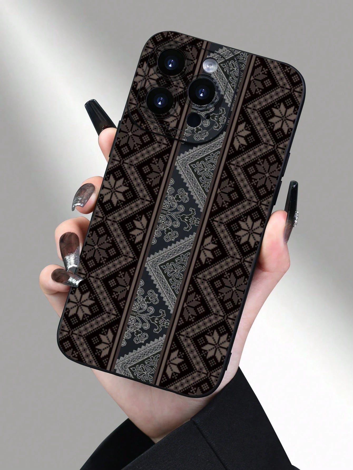 1pc Vintage Brown Tone Printed 2D Pattern Creative High-End Simple Cartoon Portrait Style Gift For Elders, Friends, Family, Couples, Birthday, Festivals, Matte Black Soft Case Compatible With IPhone 1