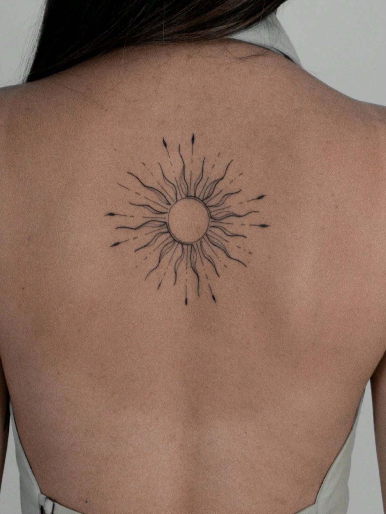 1pc Waterproof Bohemian Style Sun Totem Temporary Tattoo Sticker, Suitable For Back/Nape, Personalized Lasting 2-3 Days,Spine Tattoo