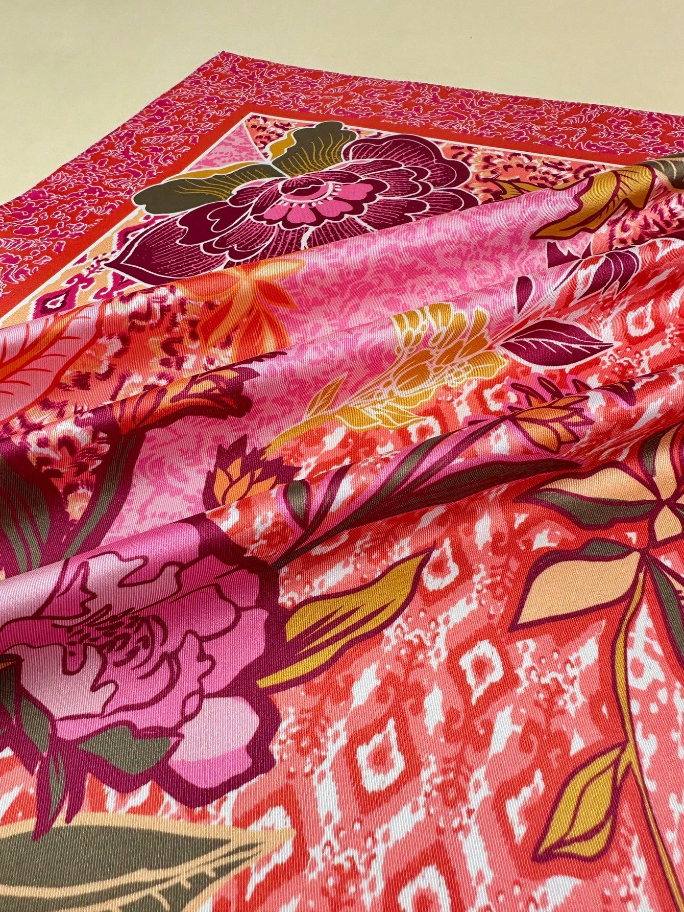 1pc Women's Bohemian Style Printed Square Scarf, Elegant Satin Neckerchief Headscarf Hair Accessory