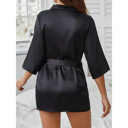 1pc Women's Solid Color Elegant Tie-Up Autumn/Winter Bathrobe, Sexy Short Satin Silk Soft, Suitable For Bride, Bridesmaid, Home Use,Weeding Season Short Dress Gown Initial Letter Robe, Morning Robe An