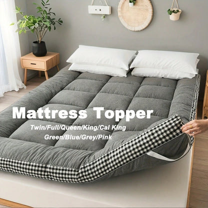 [1pcs 900gsm King Mattress Topper] Thin Mattress Pad With Checkered Print On The Side, Featuring Straps At The Corners Fit Over The Mattress, Foldable, Soft & Warm Mattress Protector| Low Allergenic