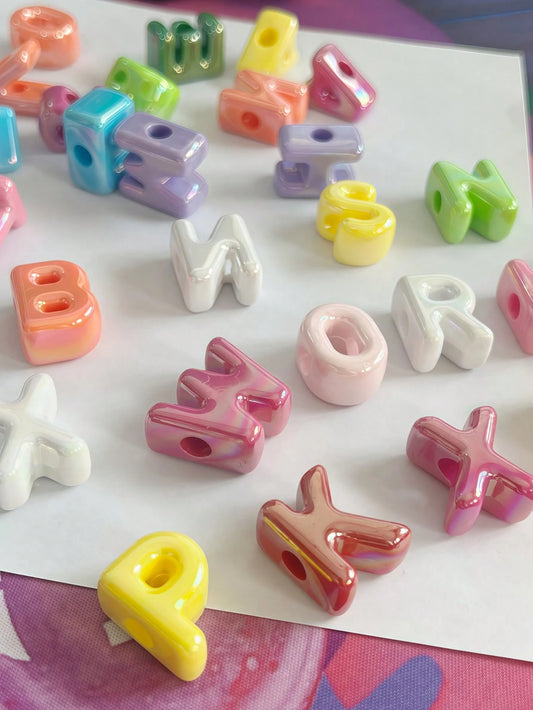 20/50pcs Random Style Acrylic Colorful Letter Beads, Includes 26 Creative English Letters (Upgraded Version), DIY Beading Accessories, Suitable For Making Bracelets, Necklaces, Keychains, Pet Collars