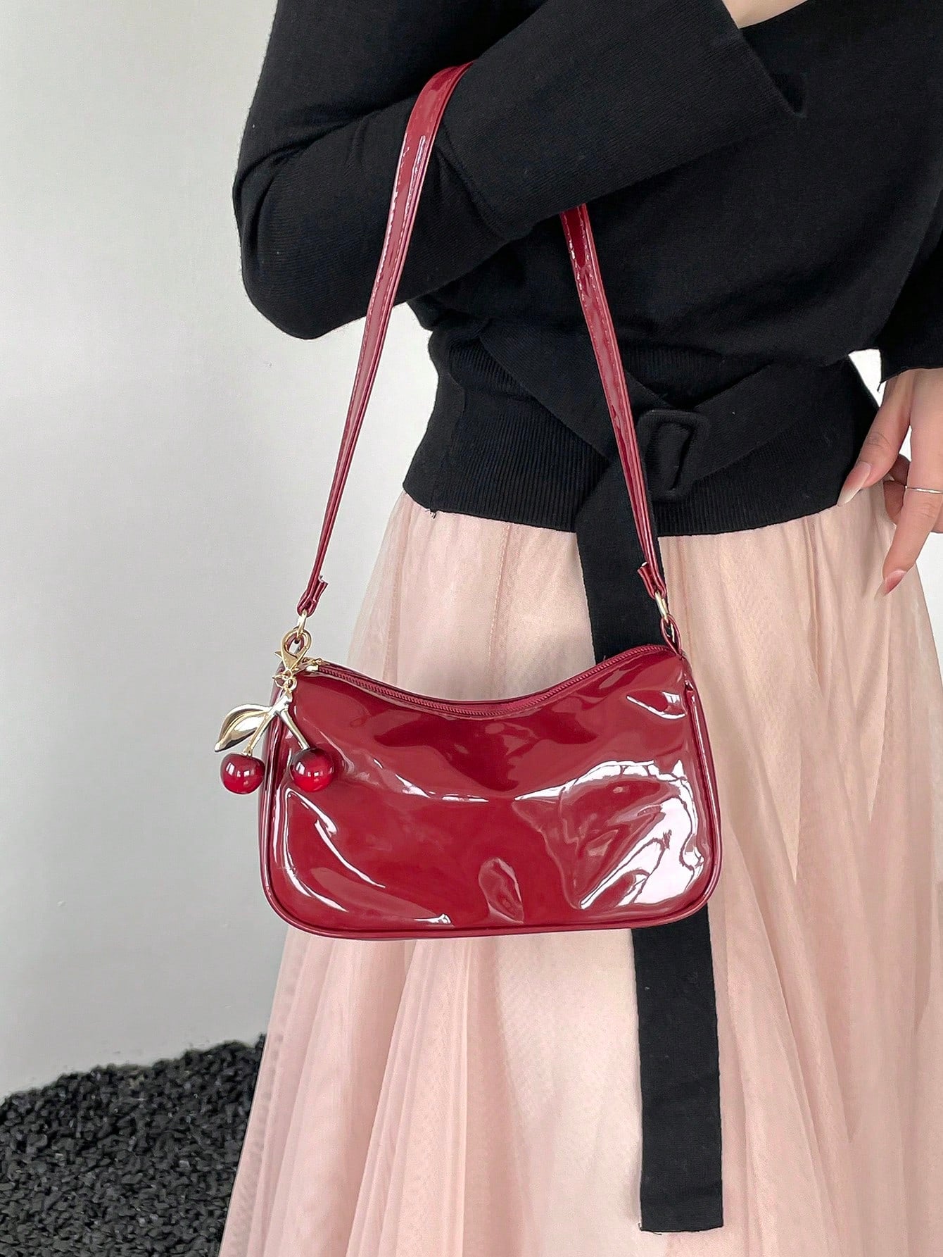 2026 Fashion New Shoulder Crossbody Bag Shiny Patent Leather High-End Luxury Women's Bag With Pendant Underarm Bag