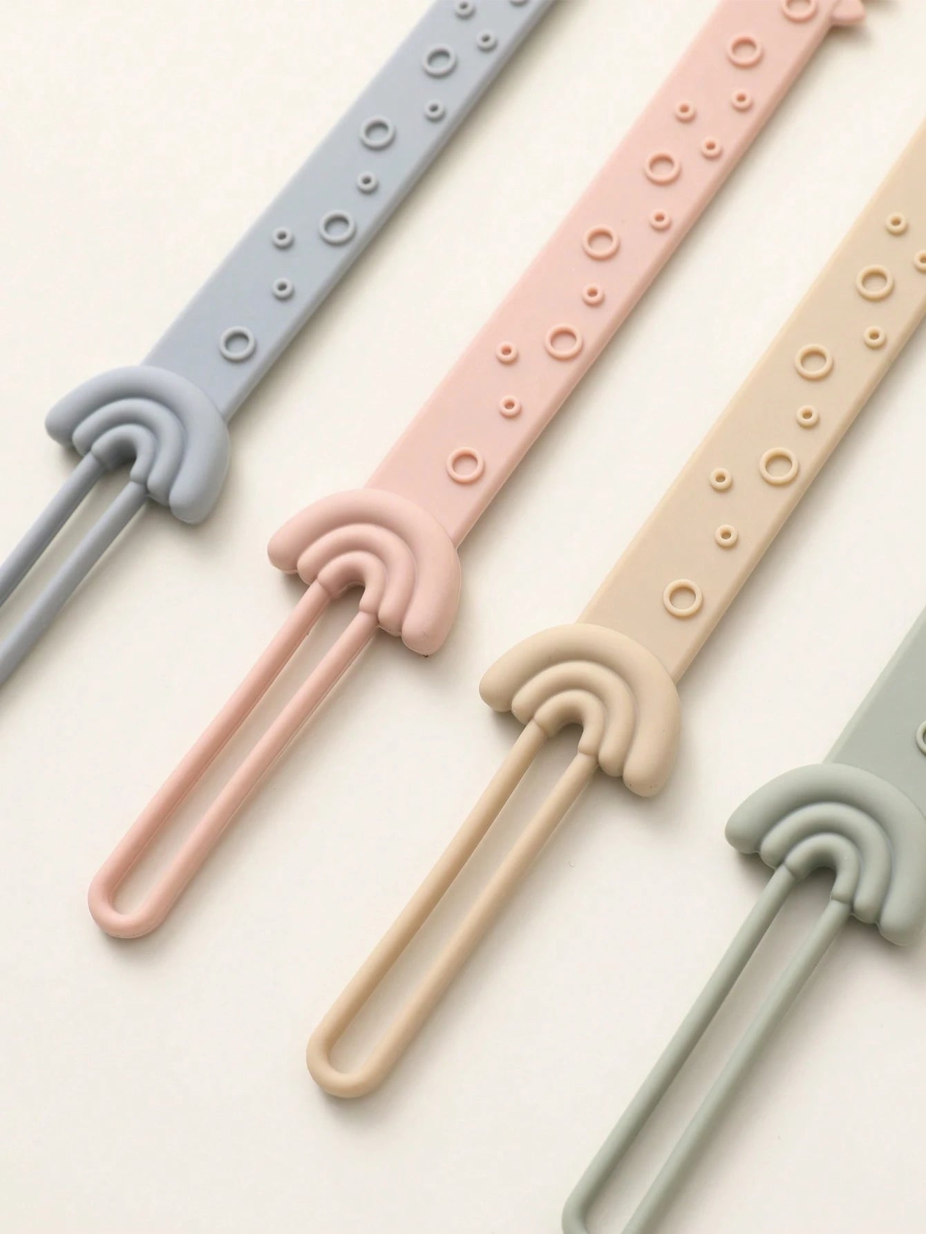 2pcs Baby Silicone Pacifier Clips, Dinosaur & Giraffe Pattern, Anti-Drop Pacifier Clips, Teething Clips, Baby Supplies, Newborn Gift