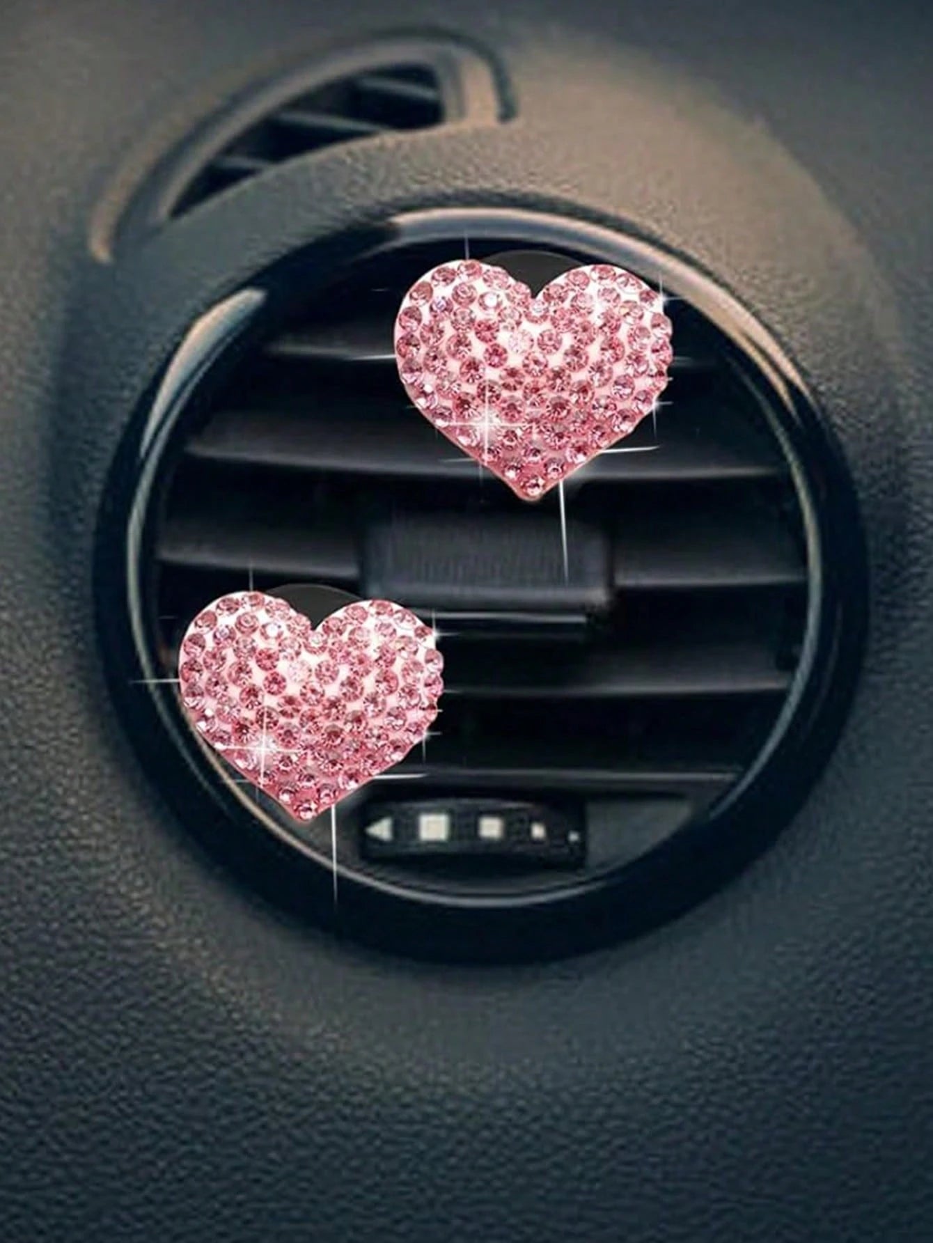 2pcs Car Diamond Inlaid Heart-Shaped Air Outlet Clip Car Air Conditioning Port Decoration Car Interior Decoration Accessories