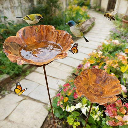 2pcs Rusty Metal Floral Decorative Bird Bath Feeder, Vintage Distressed Garden Art, Yard Lawn Backyard Decoration Bird Feeder