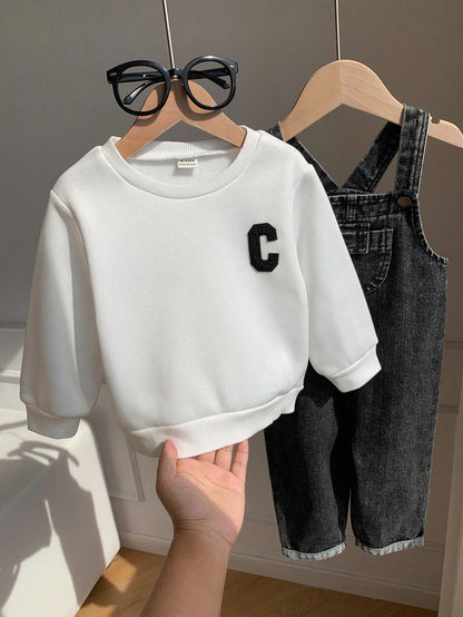 2pcs/Set Baby Boy White Sweatshirt And Black Denim Overalls Set, Autumn/Winter White Sweatshirt And Denim Dungarees Outfit, Cute Infant Jumpsuit Set