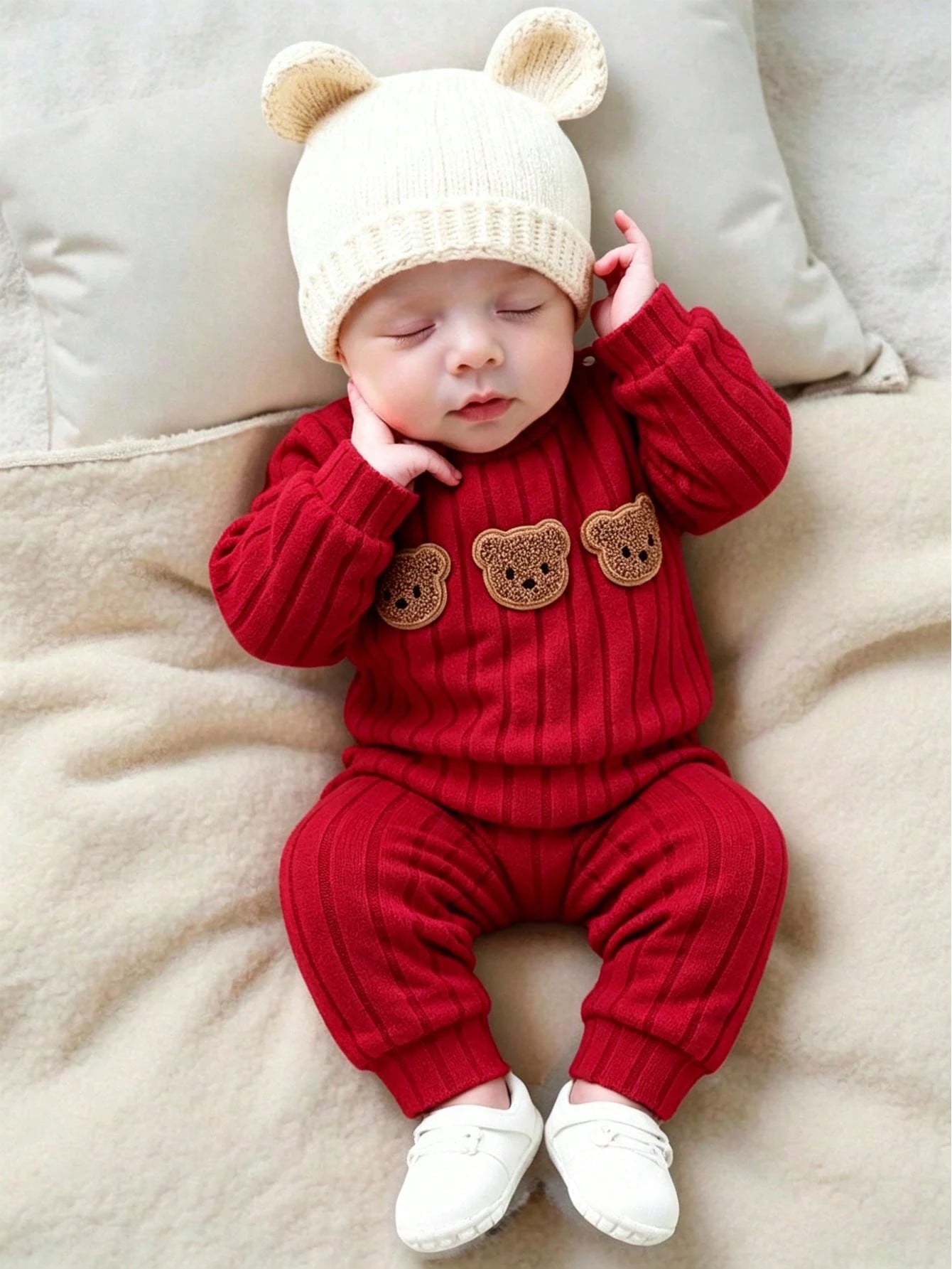 2pcs/Set Korean Style Ribbed Brushed Texture Newborn Baby Cartoon Bear Embroidered Sweatshirt Long Pants Outfit Set Cute Fashionable Red Autumn Kawaii
