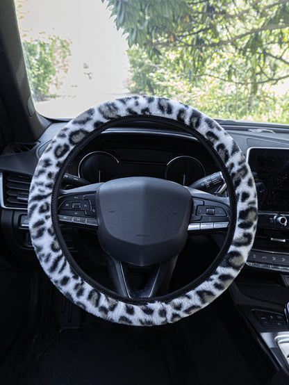 38cm Leopard Print Plush Steering Wheel Cover, Universal Anti-Slip Warm Plush Car Interior Accessory Fit For Most Sedans And SUVs