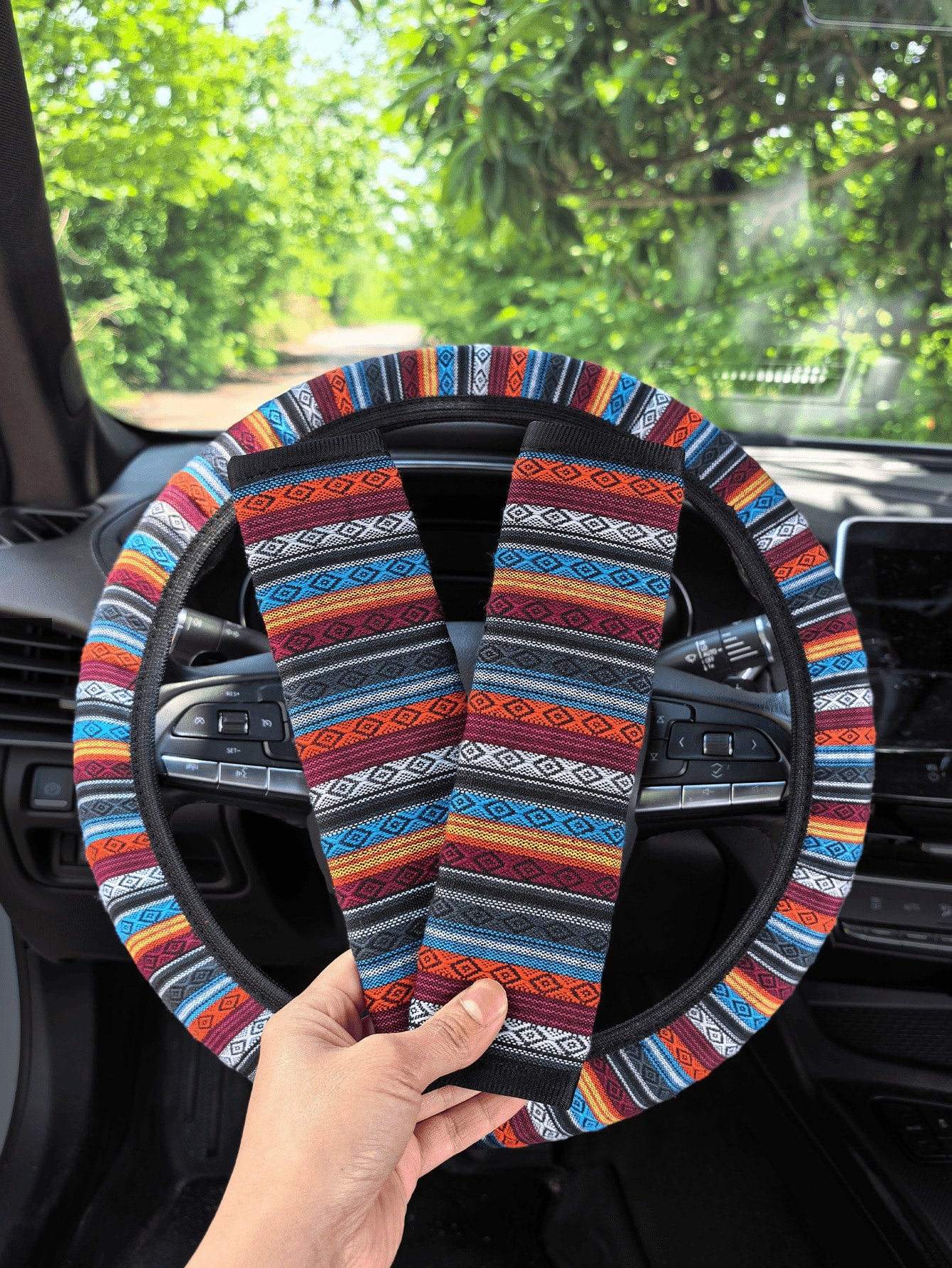 3pcs Bohemian Style Woven Linen Universal 15-Inch Steering Wheel Cover + 2pcs Seatbelt Covers, Non-Slip Comfortable Car Interior Decor Accessories, Suitable For Women And Men (5 Colors)